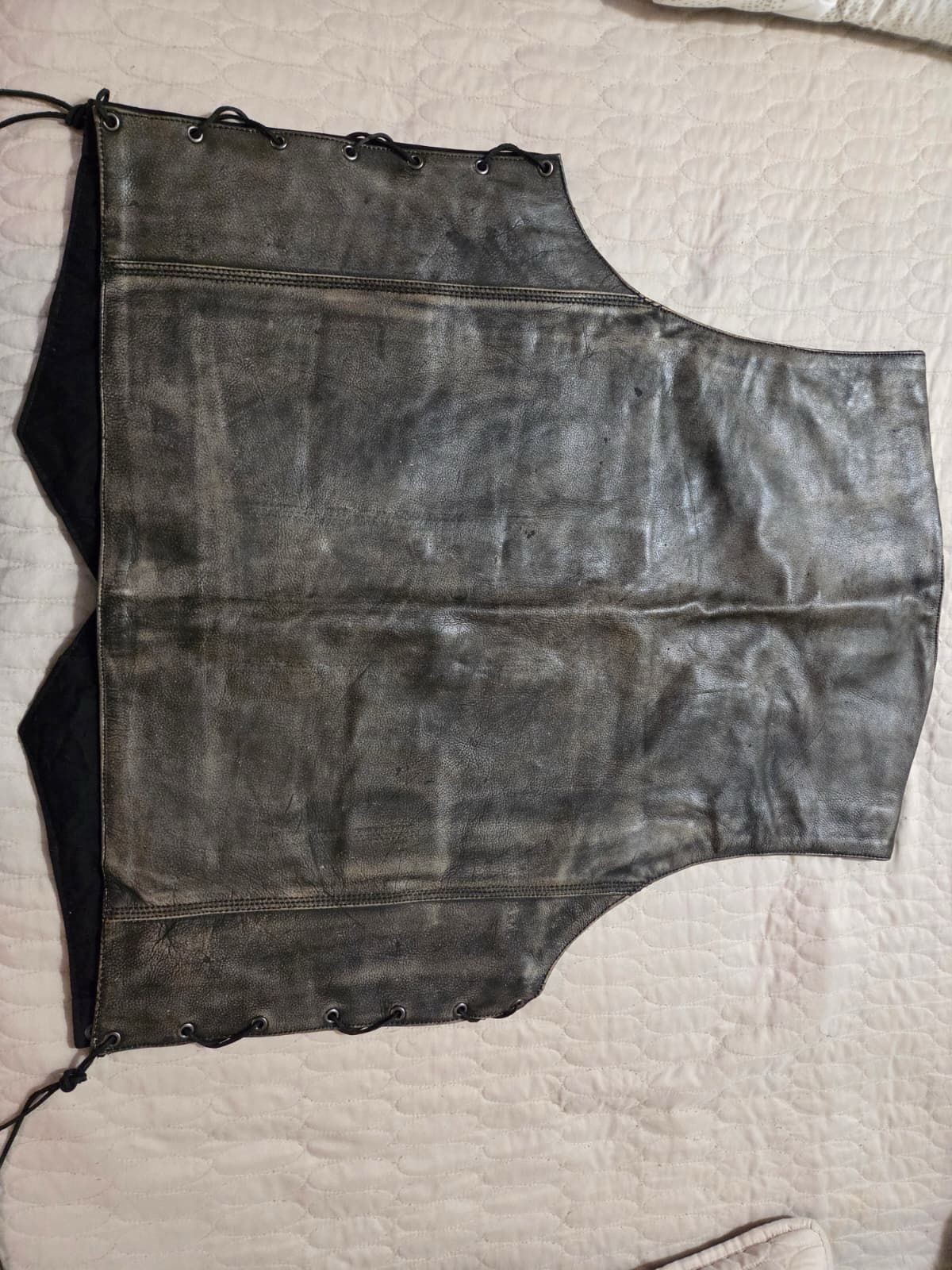 ARD Champs™ Men’s Distressed Leather 10 Pockets Motorcycle Biker Vest