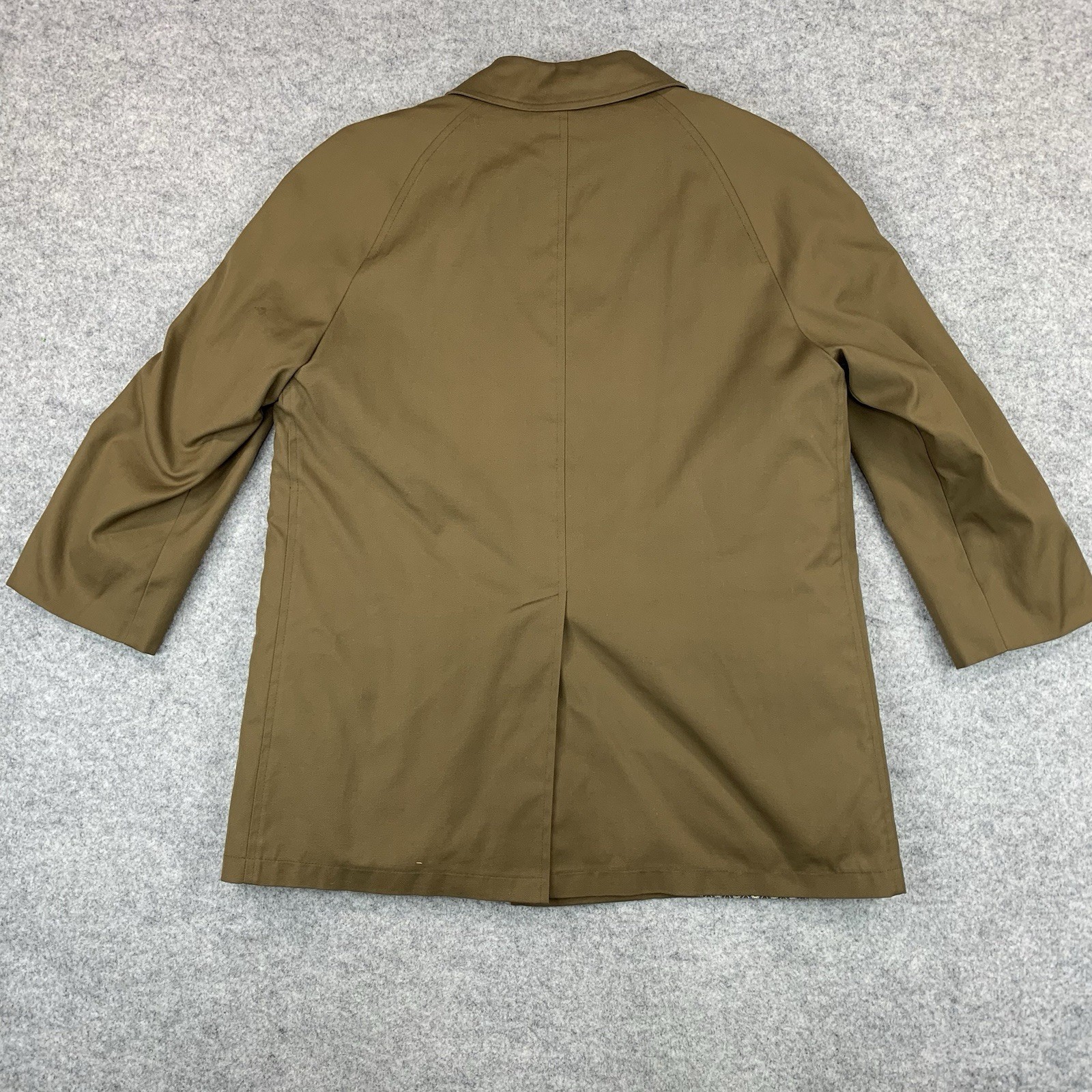 Vintage London Fog Men’s Trench Coat with Zip Out Liner Size 42 Short Maincoats