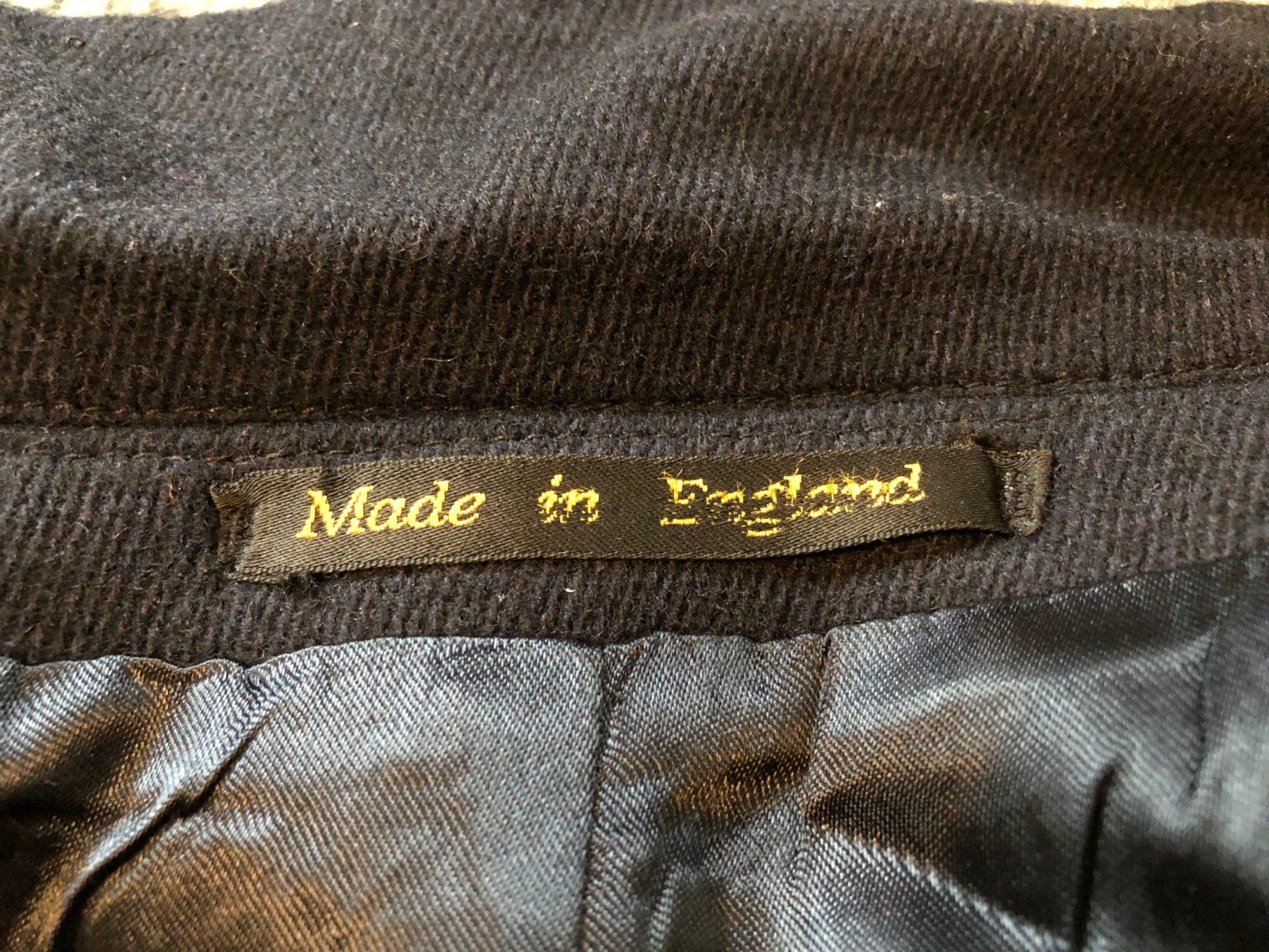 Men’s Bloomingdales Navy Wool Double-Breasted Overcoat-Size 40R-Made in England