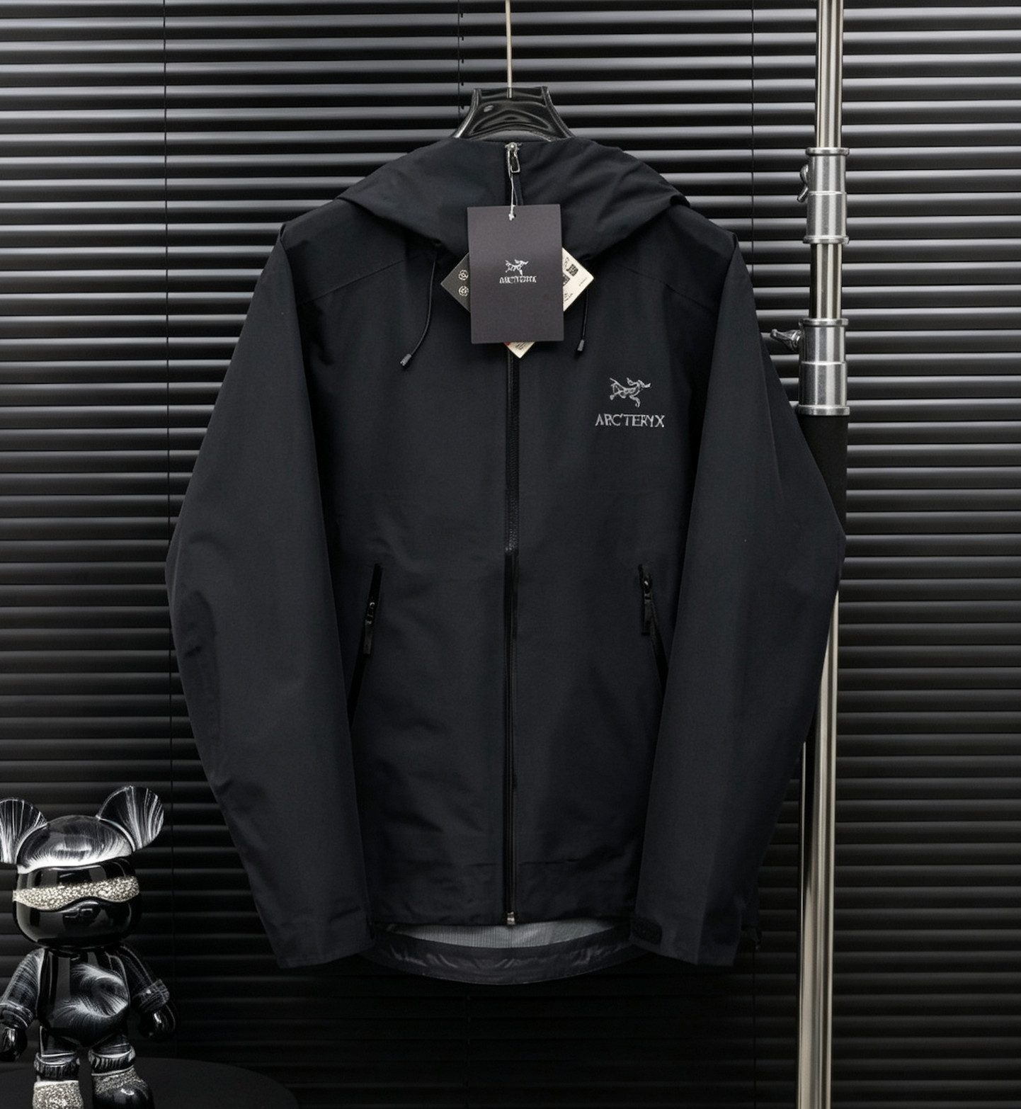 Arcteryx BETA LT winter Jacket Men’s Black Size M new