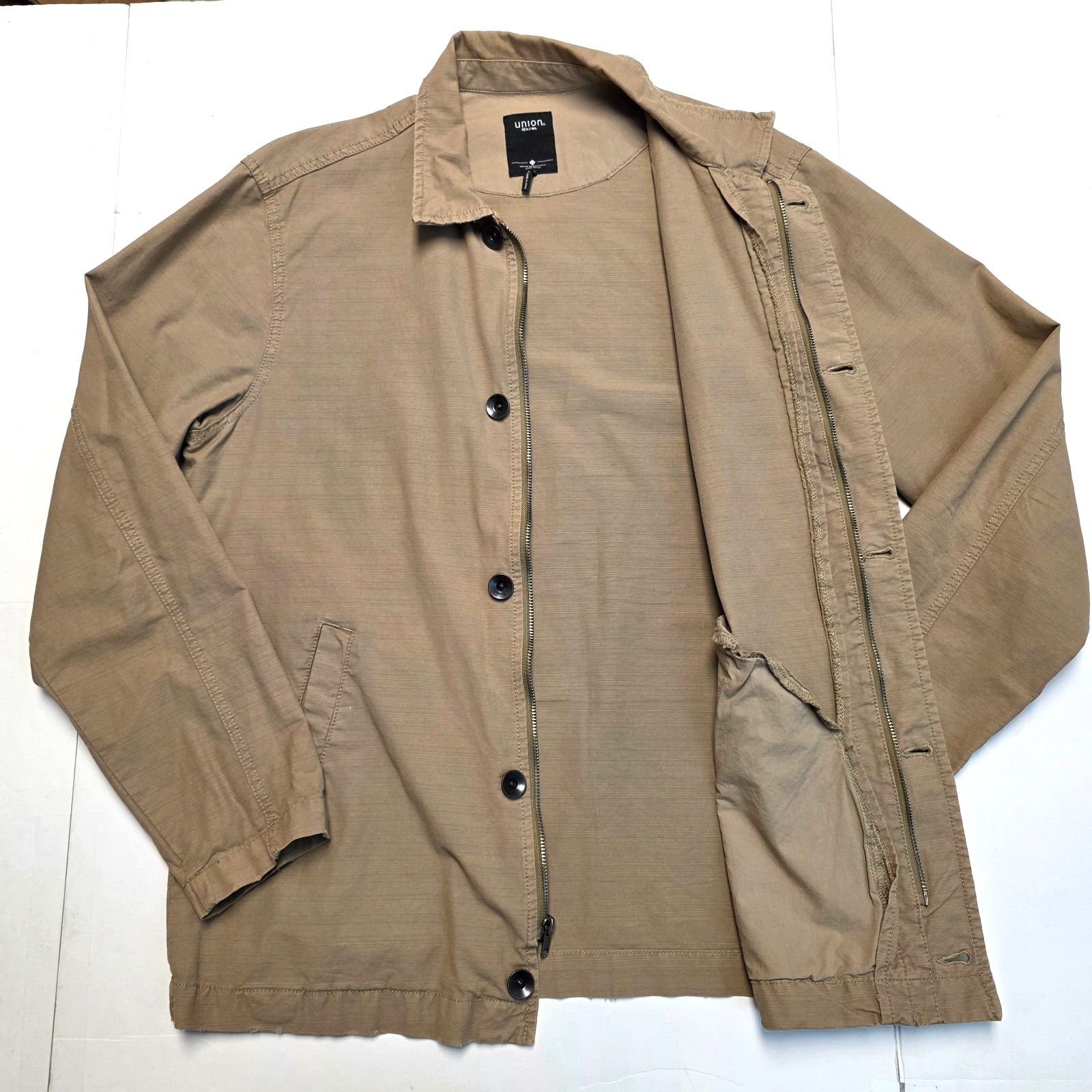 UNION SEA/WA Button Front Zip Cotton SHACKET Shirt Jacket Men’s LARGE L Beige