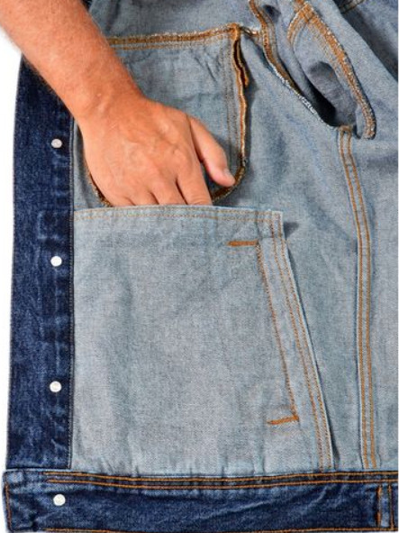 Men’s Wrangler Rugged Wear Denim Jacket – Inside Pockets