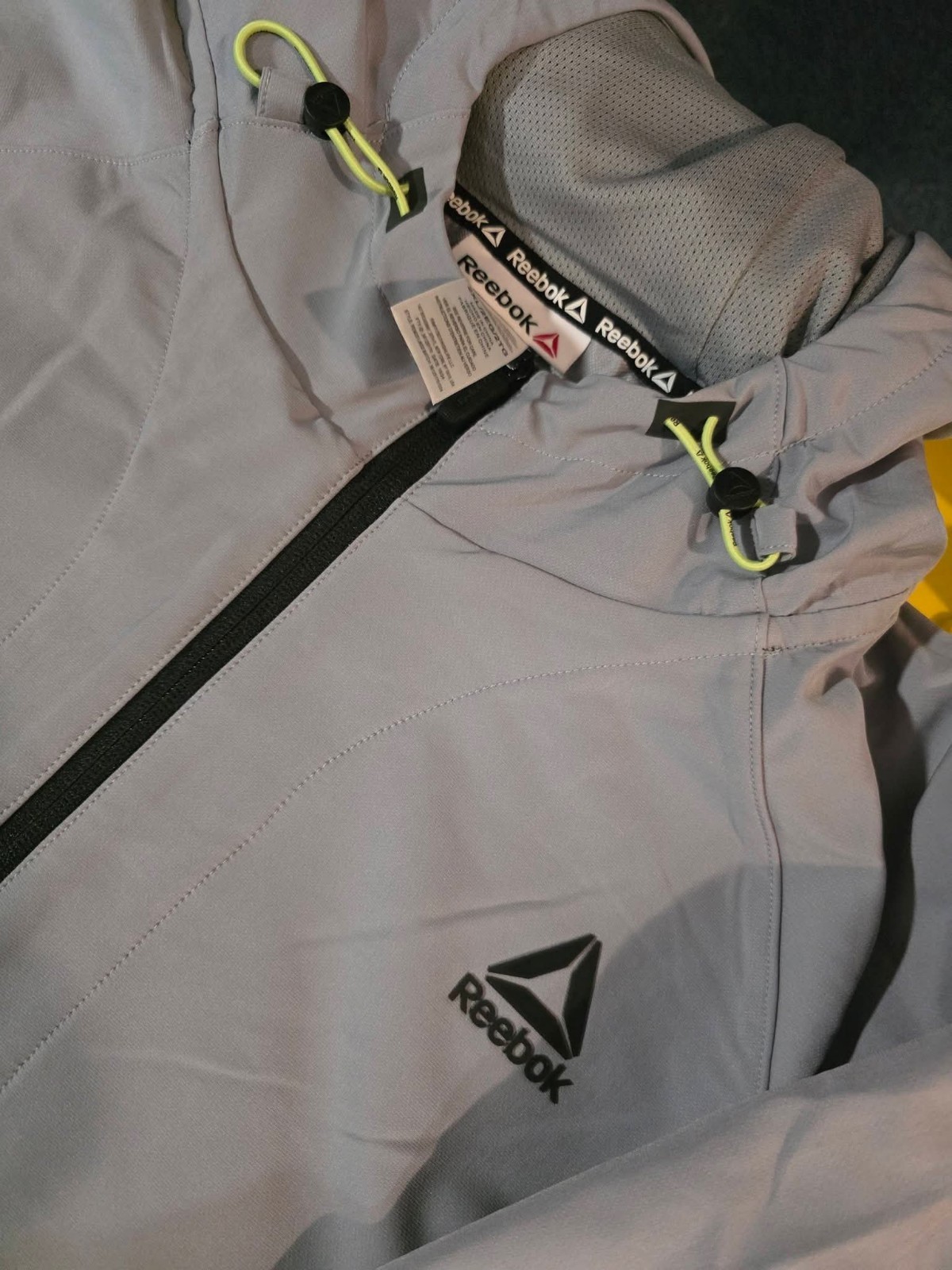 Reebok Jacket Adult Men Brand New Size Small