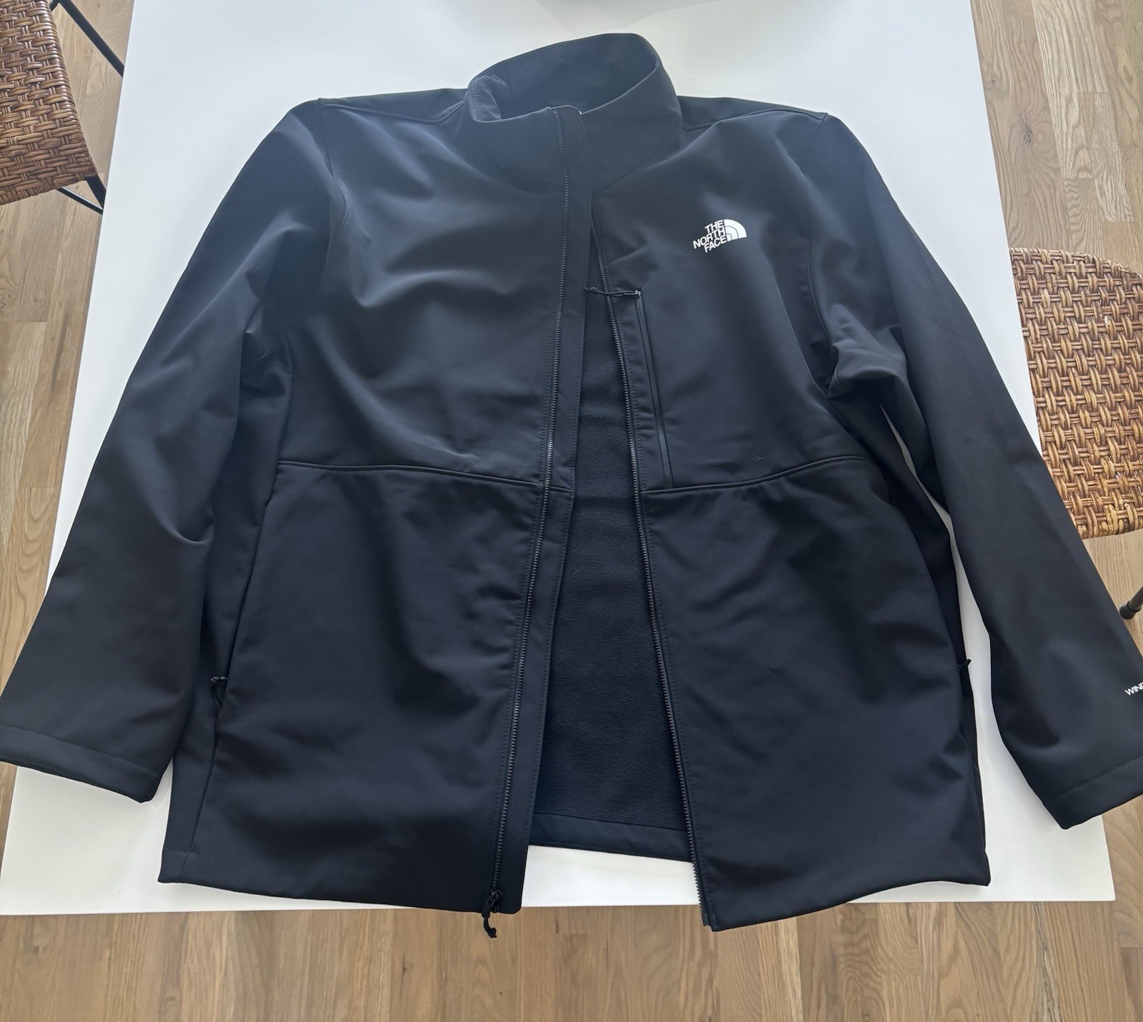 The North Face Men’s Lightweight Full Zip Jacket XXL