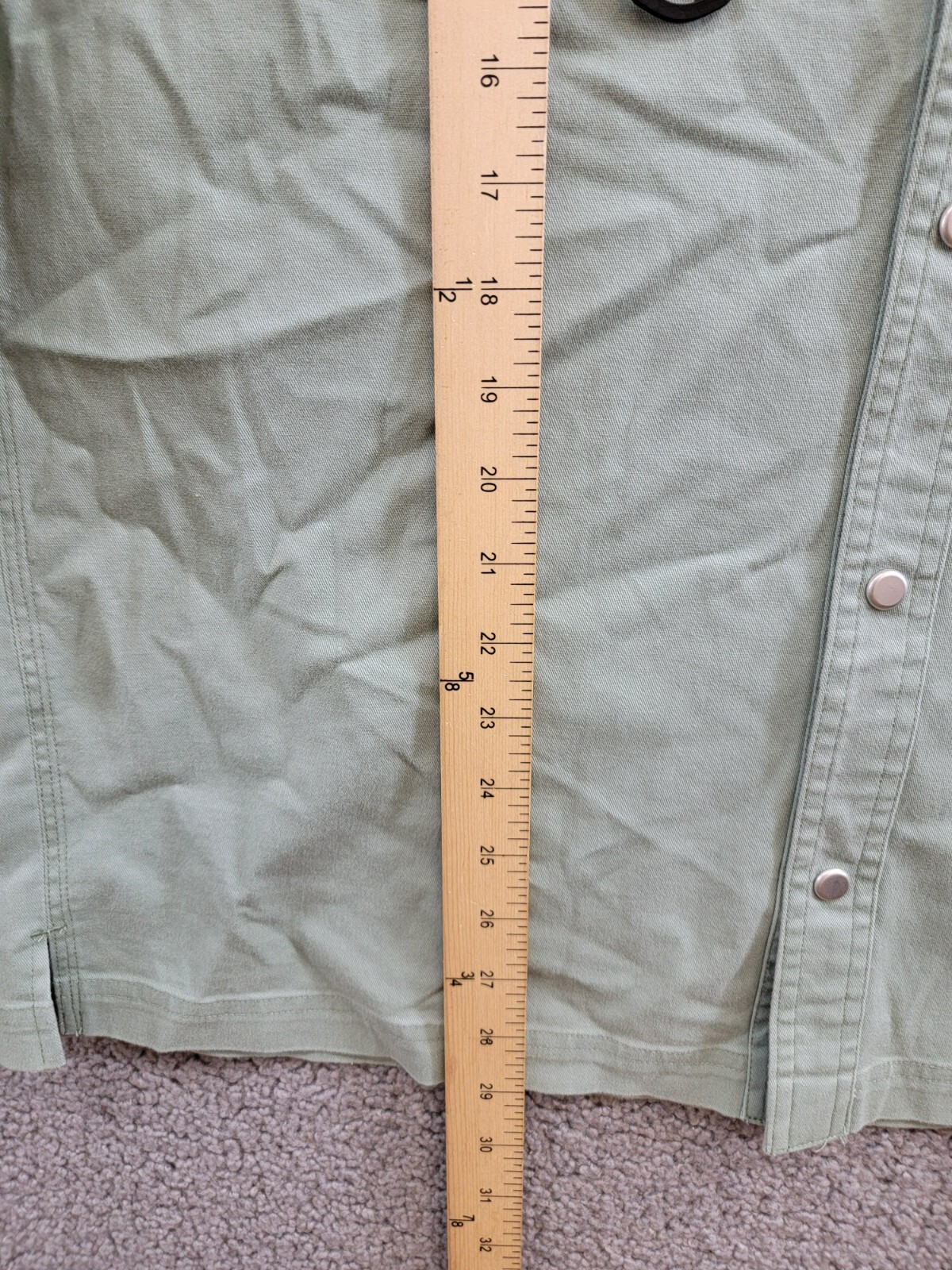 Bass Outdoor Relaxed Fit Solid Worker Shirt Jacket Men’s M Lily Pad Snap Closure