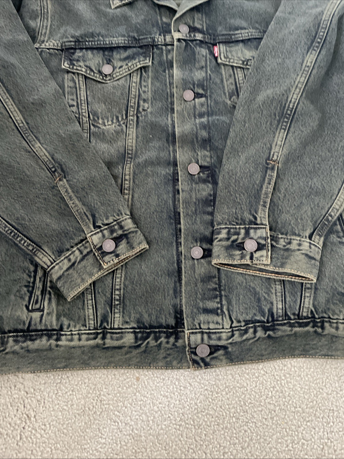 LEVI’S Men’s Medium Dust Blue Green Premium Denim Trucker Jacket Inner Pockets