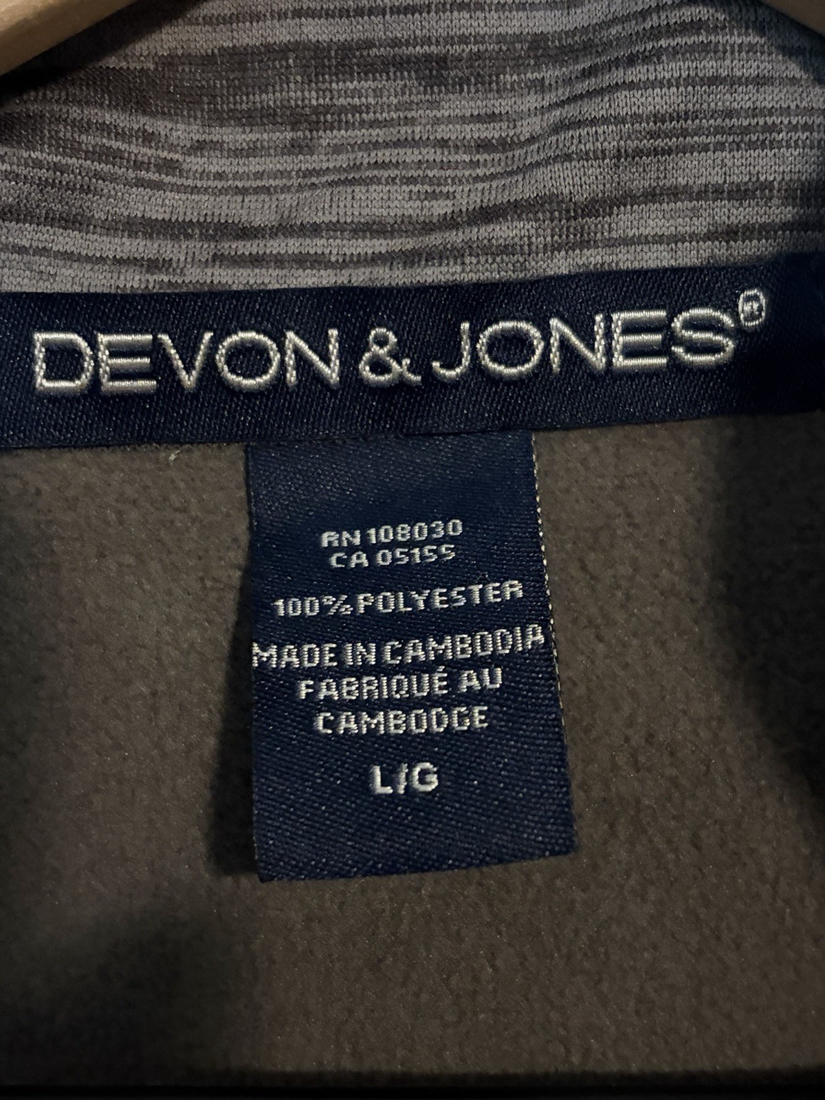 NEW – Devon & Jones SIZE LARGE Men’s Heathered Gray Full-Zip Stand-Up Collar