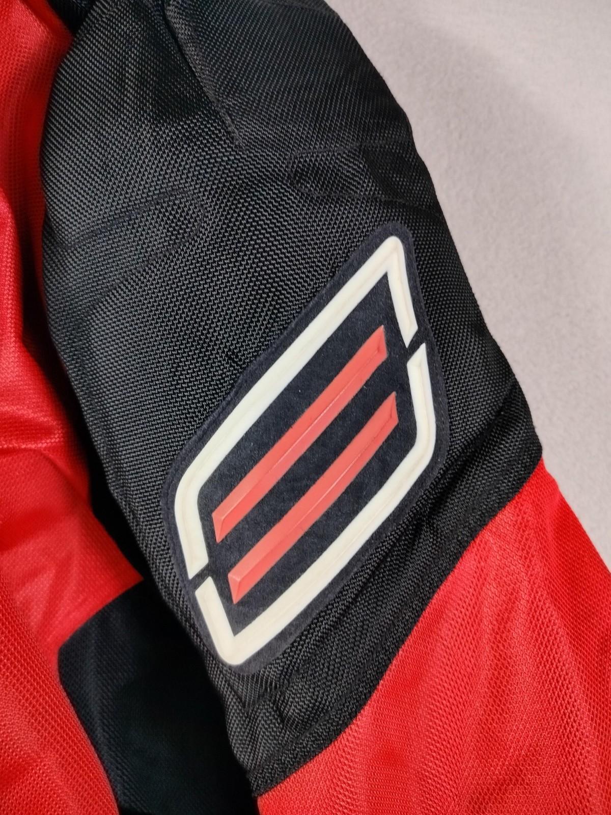Shift Jacket Mens XL Red Black Mesh Triumph ST Motorcycle Riding Padded
