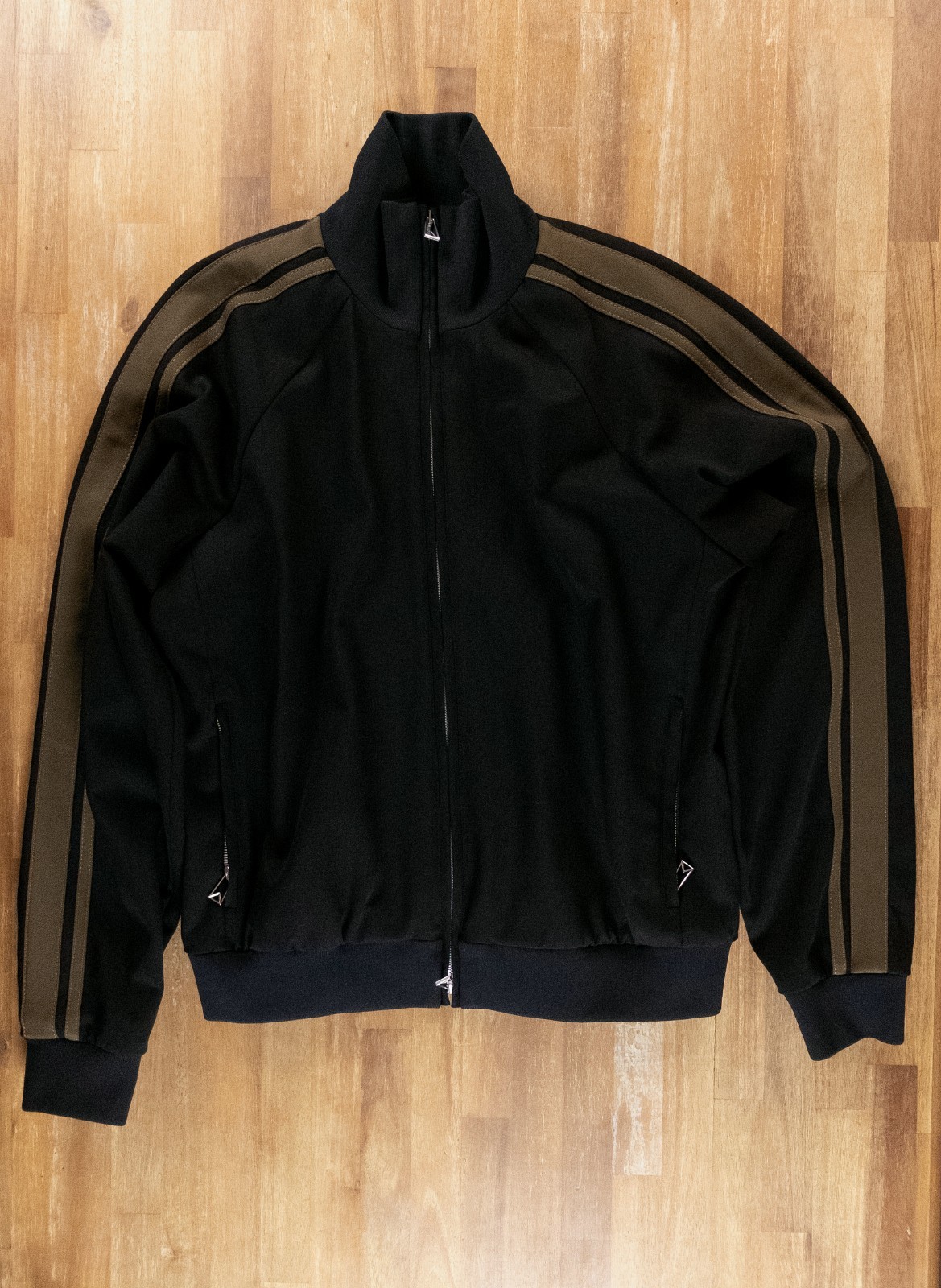 (NO CUSTOMS TAX) BOTTEGA VENETA black wool side stripe zip sweatshirt jacket M