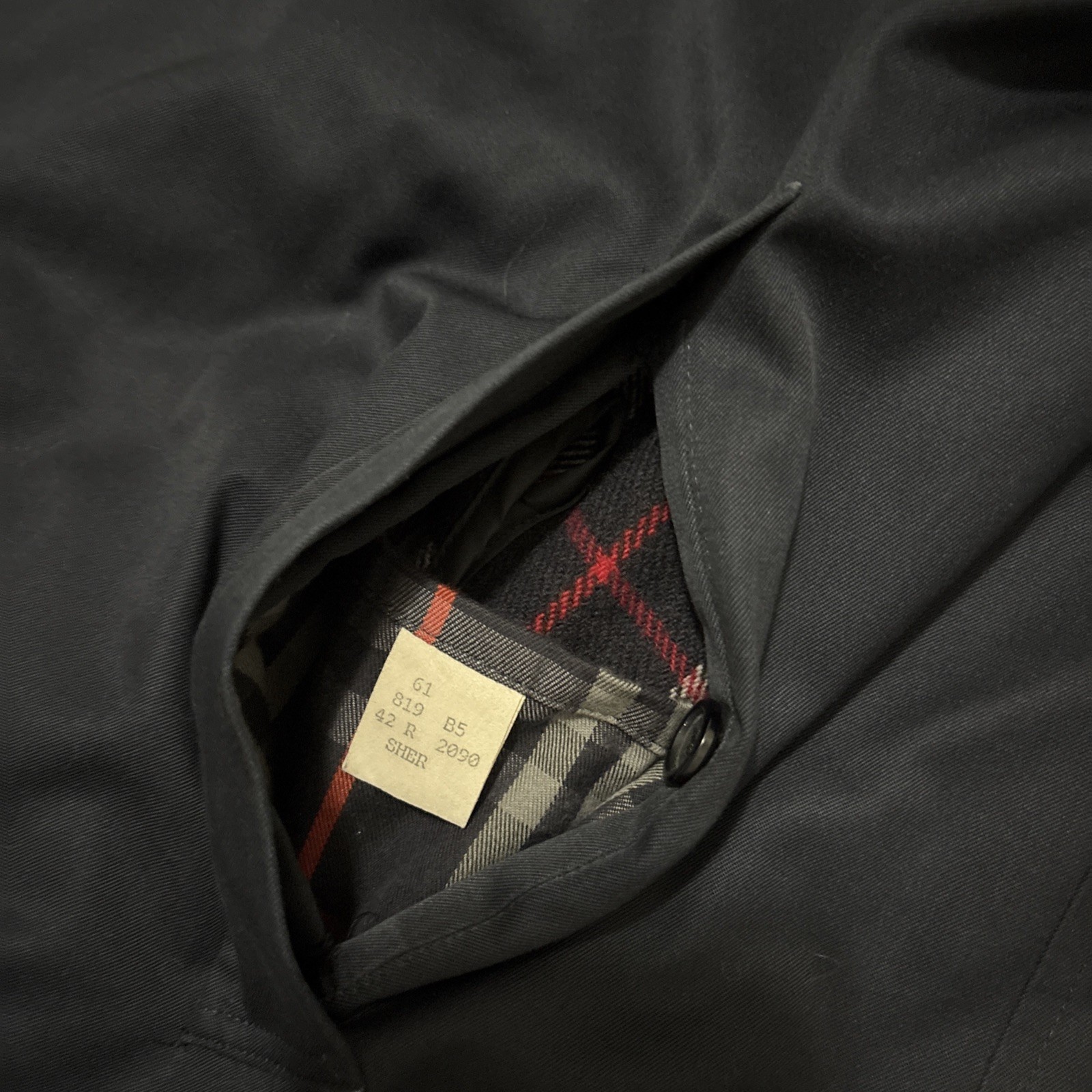Burberry London Men’s Navy Blue Nova Check Lined Long Trench Coat Size 42R
