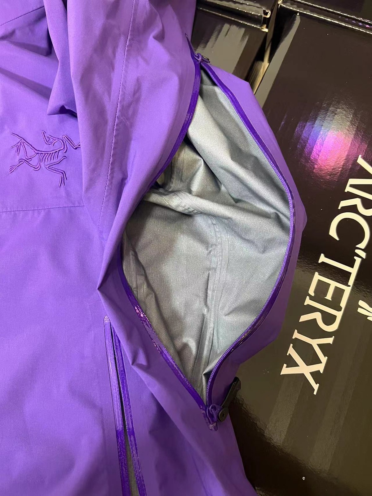 Arcteryx BETA LT winter Jacket Men’s PURPLE Size XXL new Gore tex