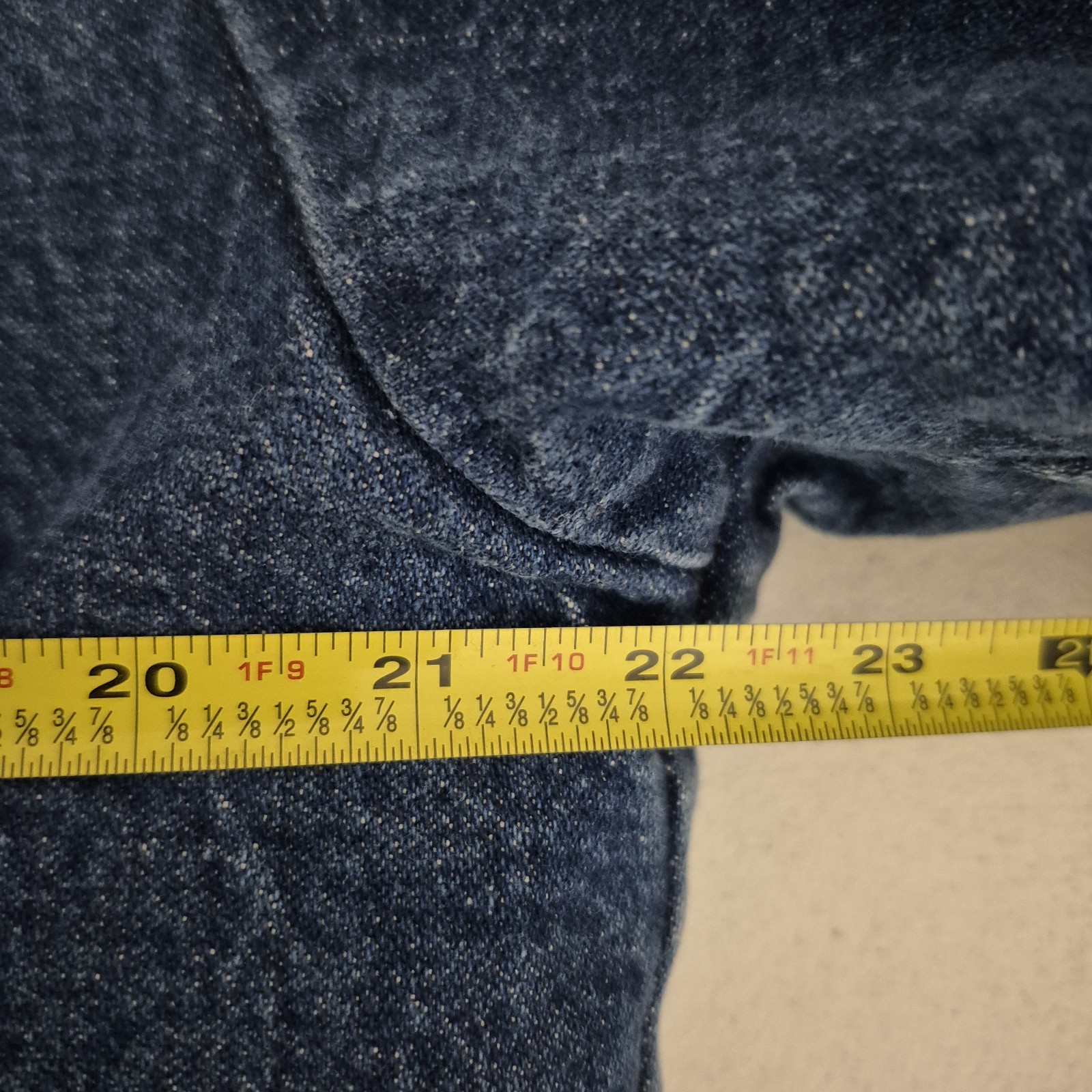 Wrangler Jacket Mens Medium Blue Denim Sherpa Lined Button Up USA Vintage