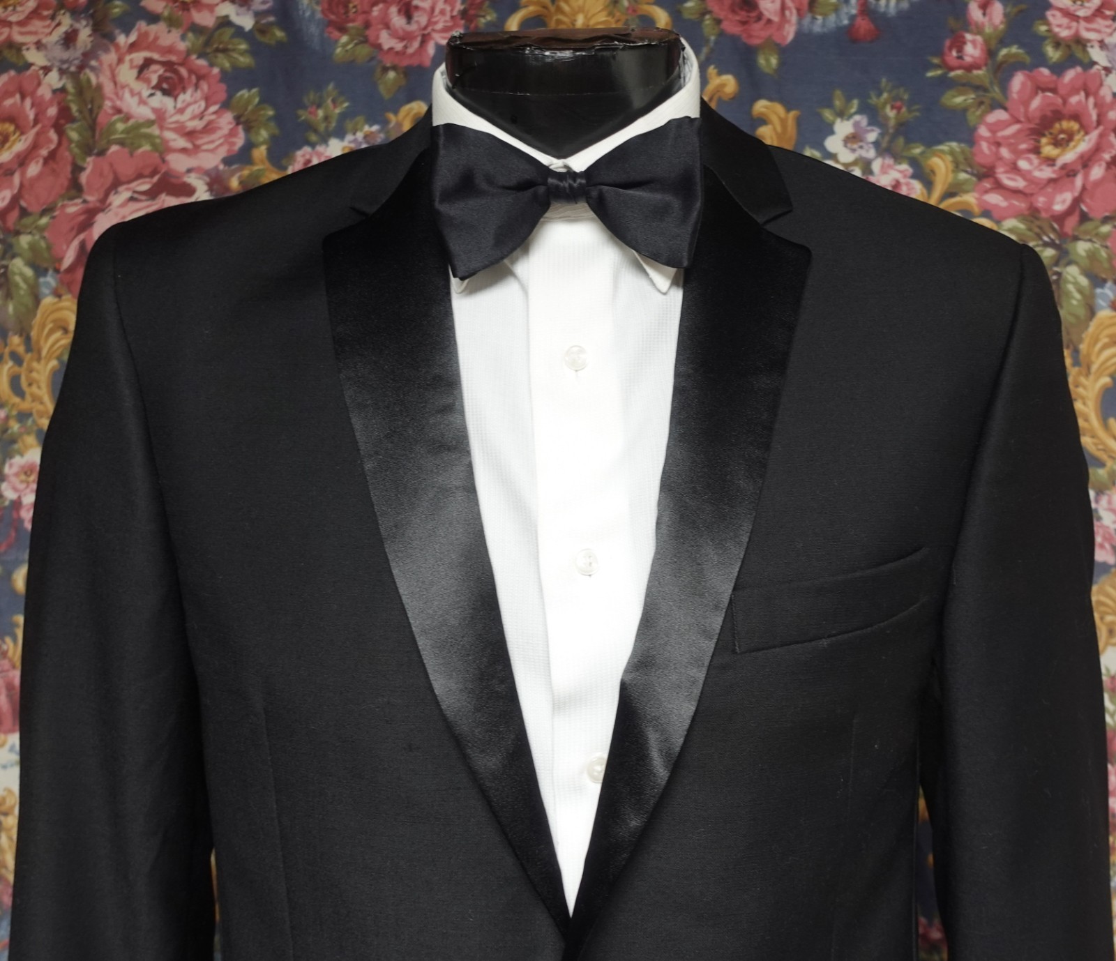 Joseph Tuxedo Jos. A. Bank Dinner Jacket 40L