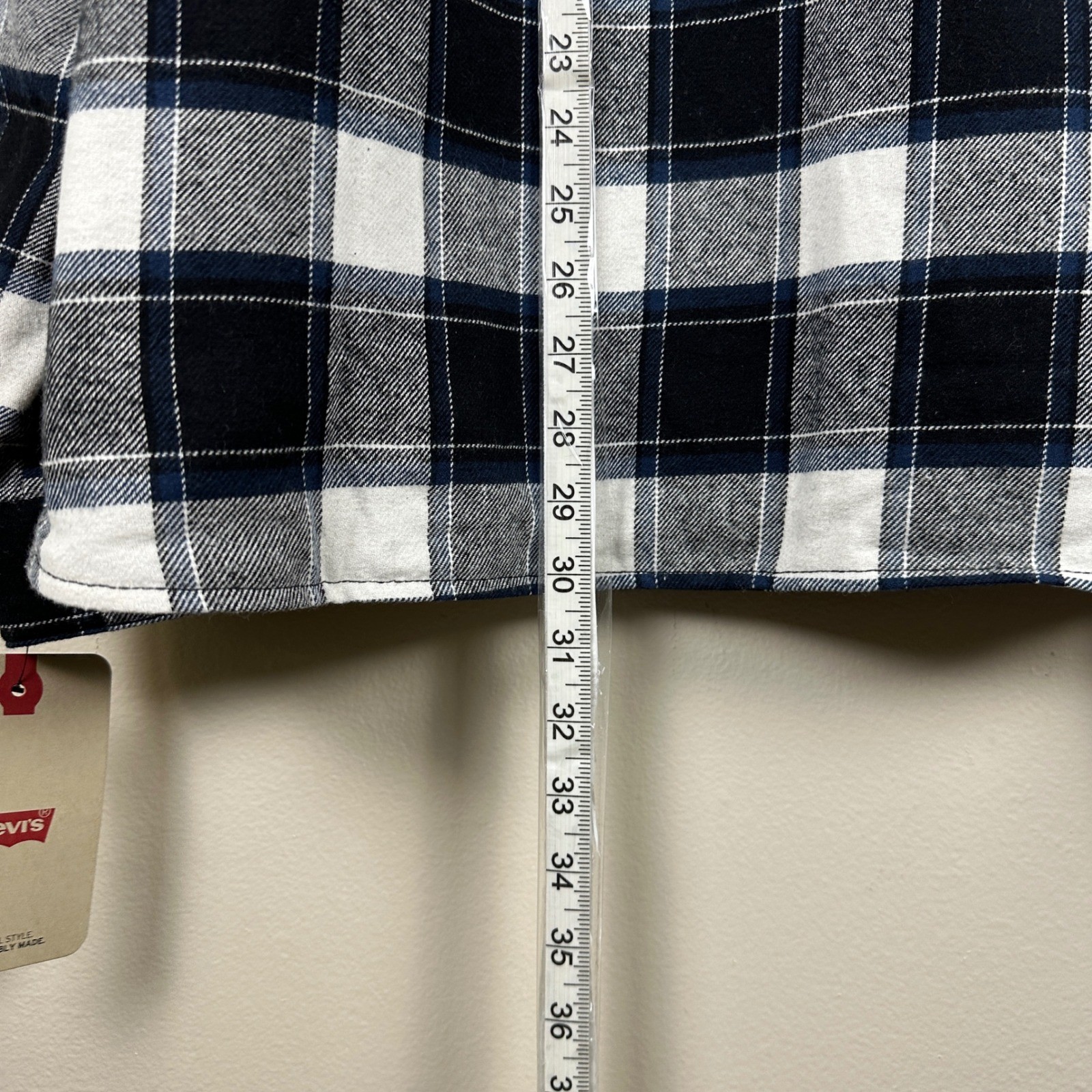 Levi’s Men’s L Shirt Jacket Navy Blue White Plaid Quilted Flannel Campfire NEW