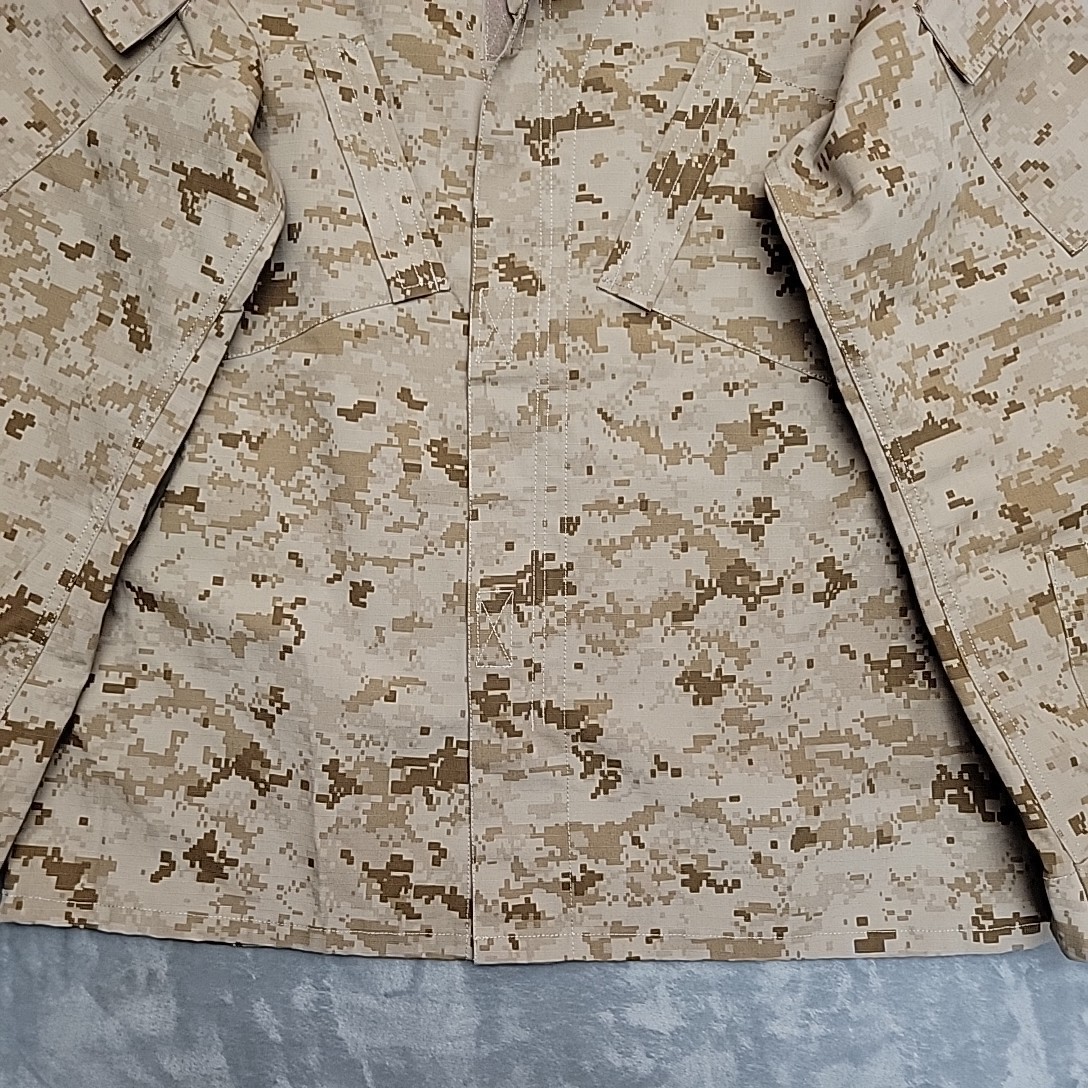 Military Combat Tactical MARPAT Shirt Mens Medium Desert Digital Camo Propper
