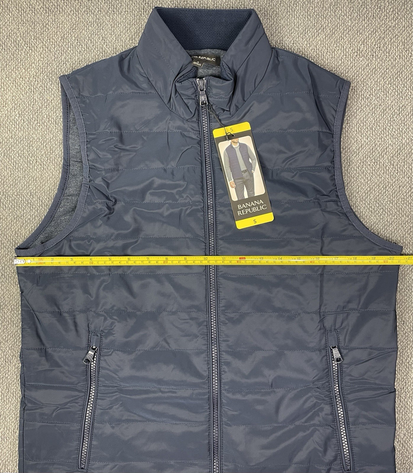 Banana Republic Men’s SMALL Lot of 2 Black & Blue Quilted Full Zip Vests NWT