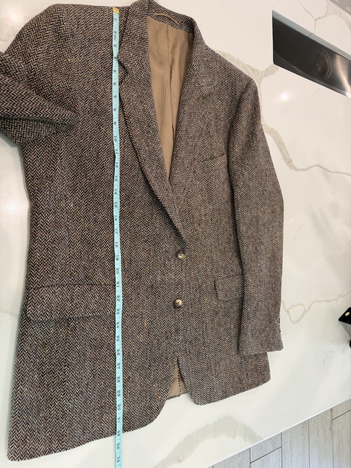 Vintage Handwoven Magee Donegal Tweed Blazer Herringbone Wool Ireland Size M