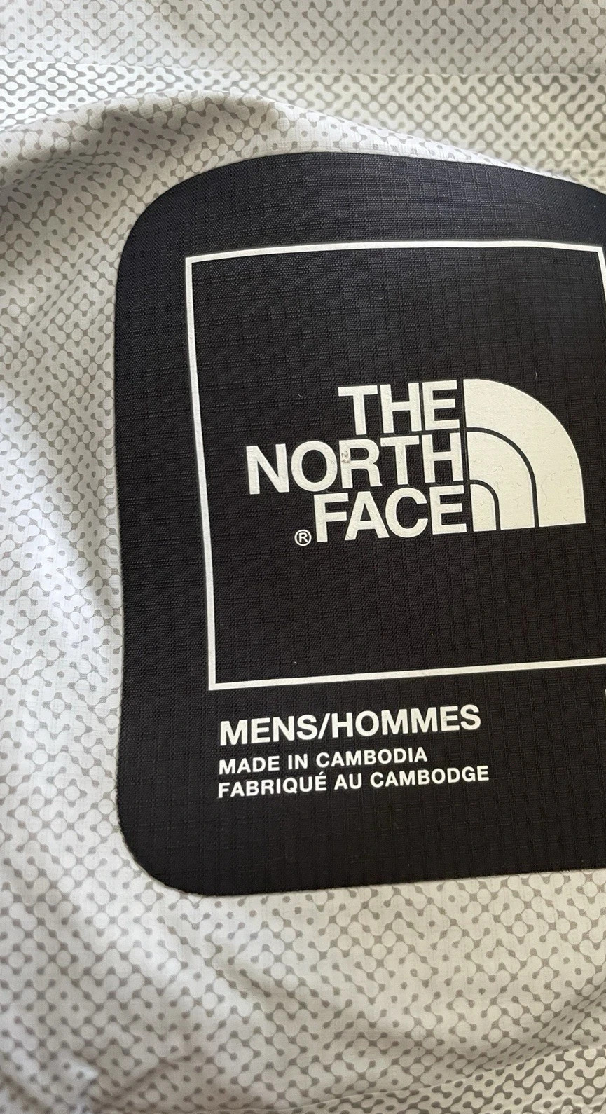 THE NORTH FACE Men’s Venture 2L DryVent Waterproof Hooded Rain Jacket TNF BLACK