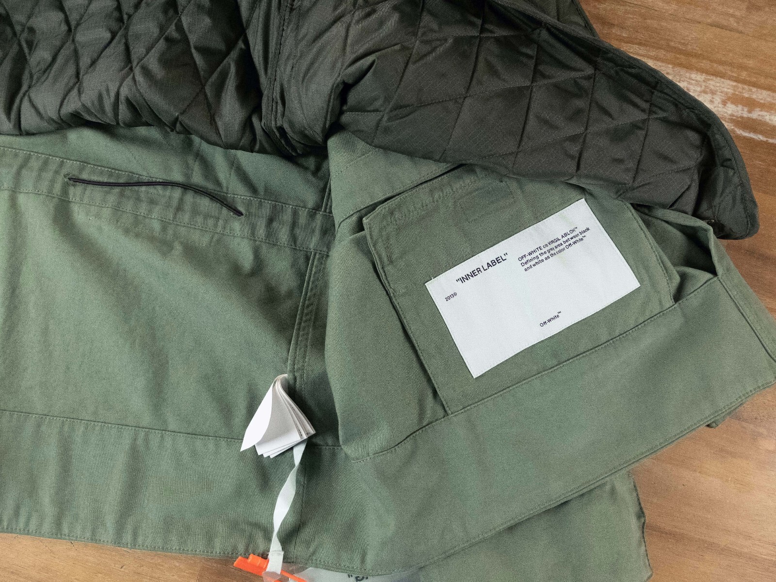 (NO CUSTOMS TAX) OFF-WHITE Arrows padded military green cotton track jacket coat