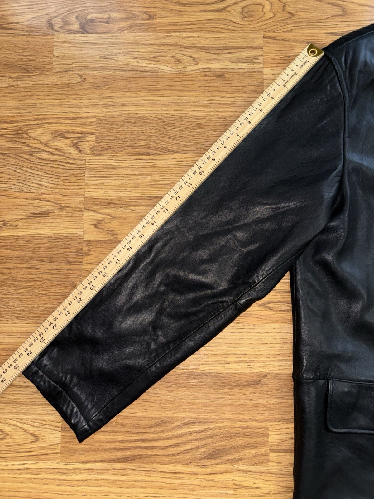Roundtree & Yorke Black Lambskin Leather Jacket Men’s Size Large Style # 925L504