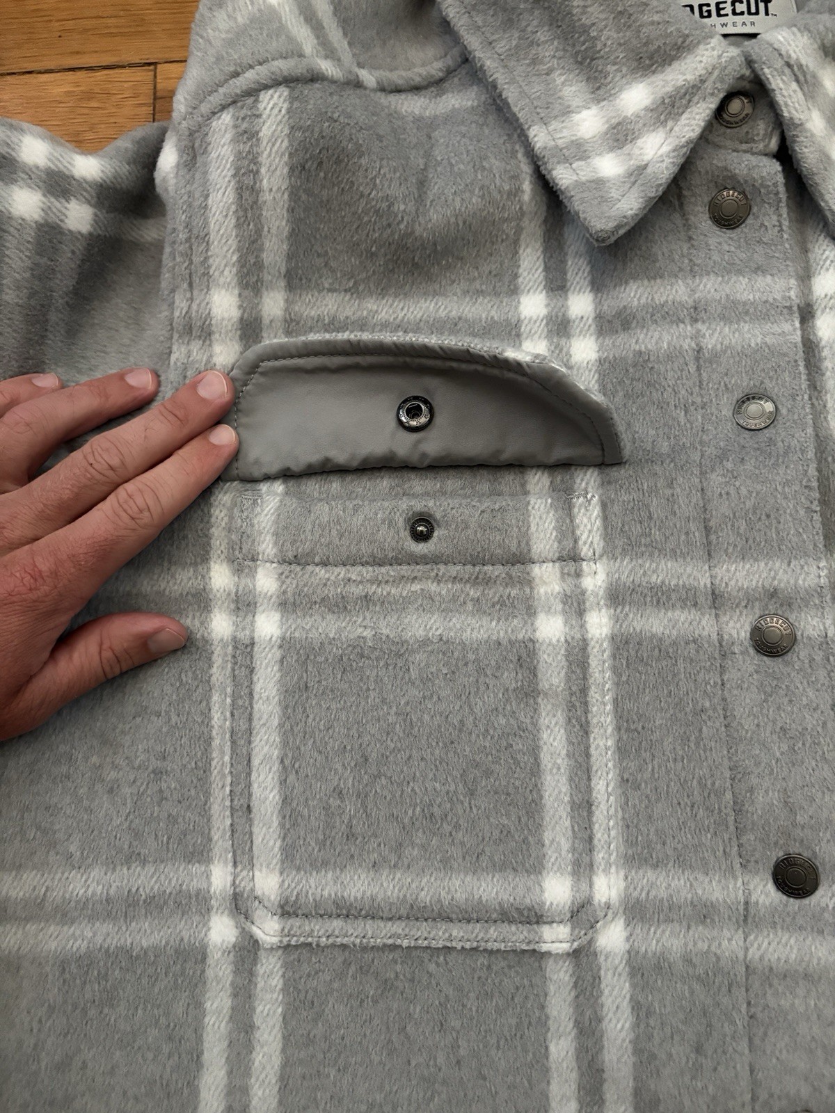 Ridgecut Flannel Jacket – Men’s XL – Gray/White
