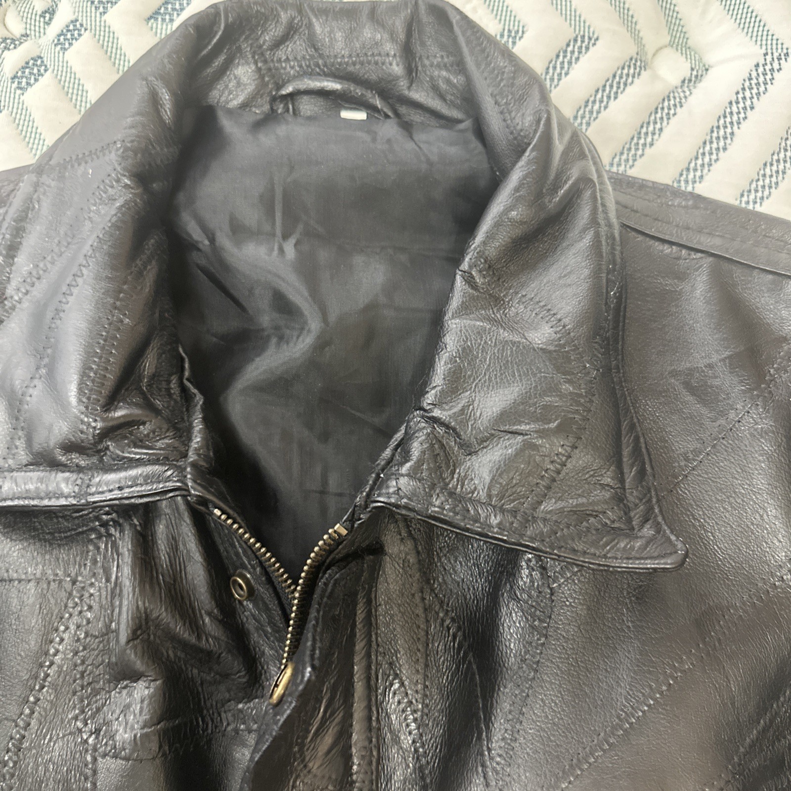 United States Navy Military Leather Jacket Size Large