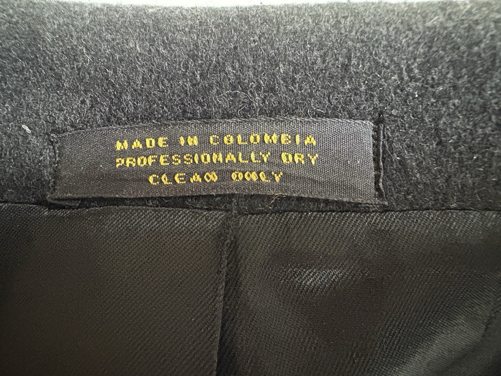 Oleg Cassini Cashmere Blend Overcoat 44R Black Wool Italy Fabric Vintage EUC