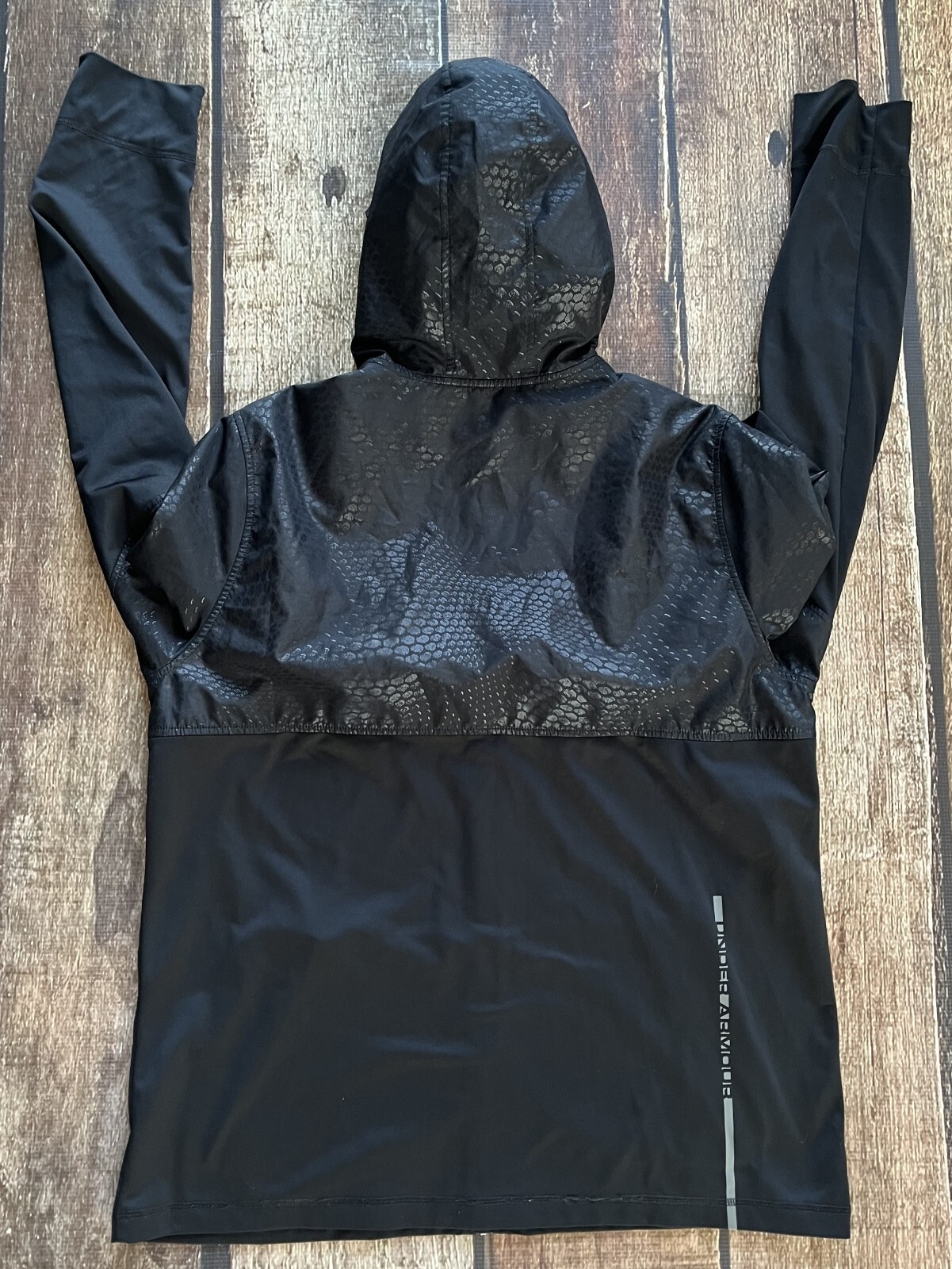 UNDER ARMOUR ALL SEASON GEAR FULL ZIP SNAKE SKIN JACKET BLACK MENS LARGE EUC
