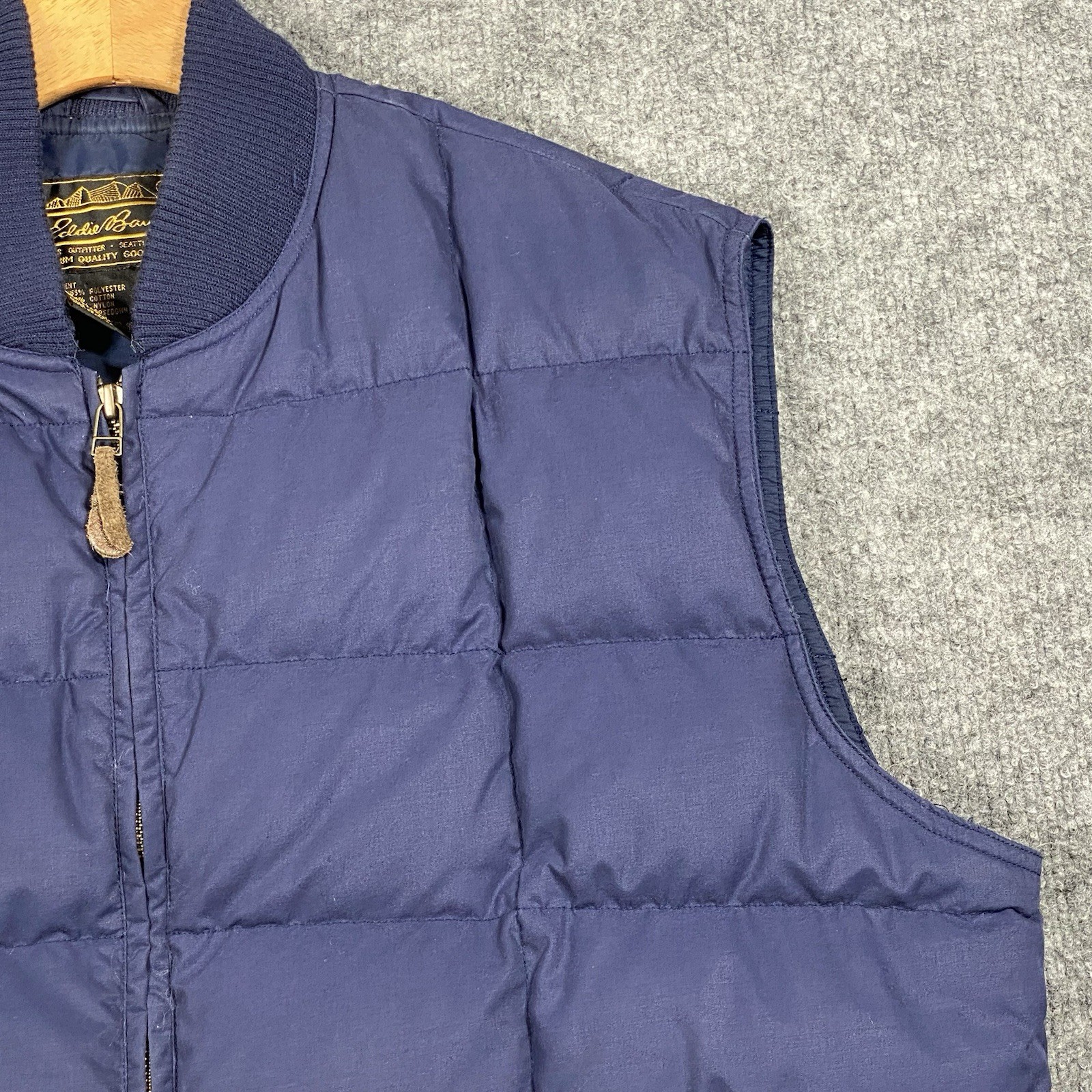 Eddie Bauer Downlight Vest Mens Size XL Navy Blue Goose Down Puffer Quilted Nice