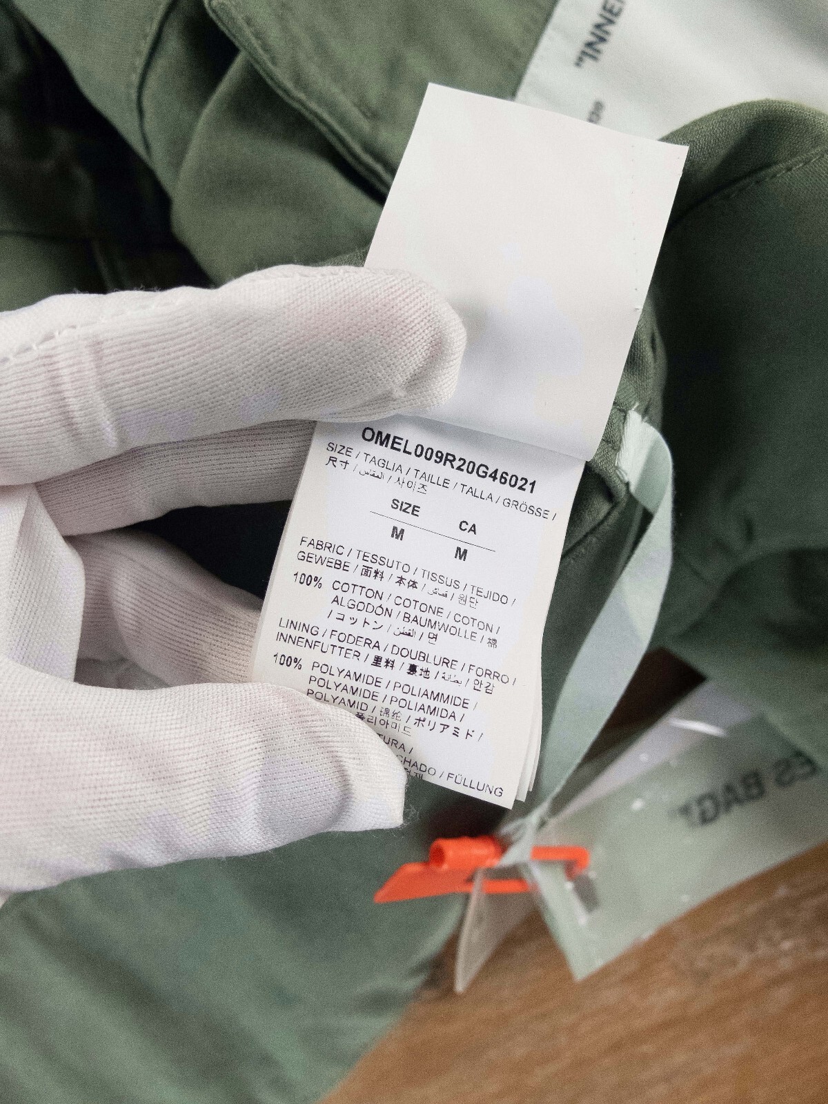 (NO CUSTOMS TAX) OFF-WHITE Arrows padded military green cotton track jacket coat