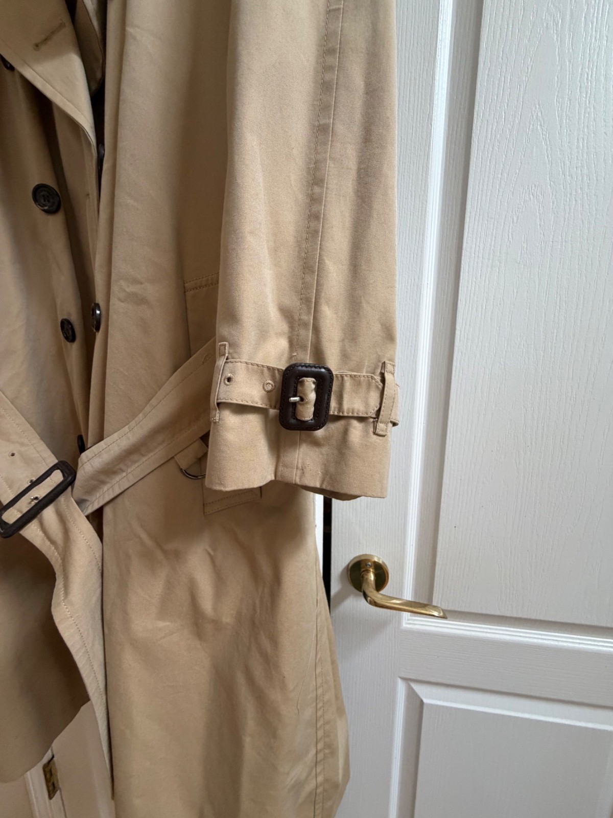 Burberrys Men’s TrenchCoat Nova Check Belted Vintage, includes wool liner, 42R