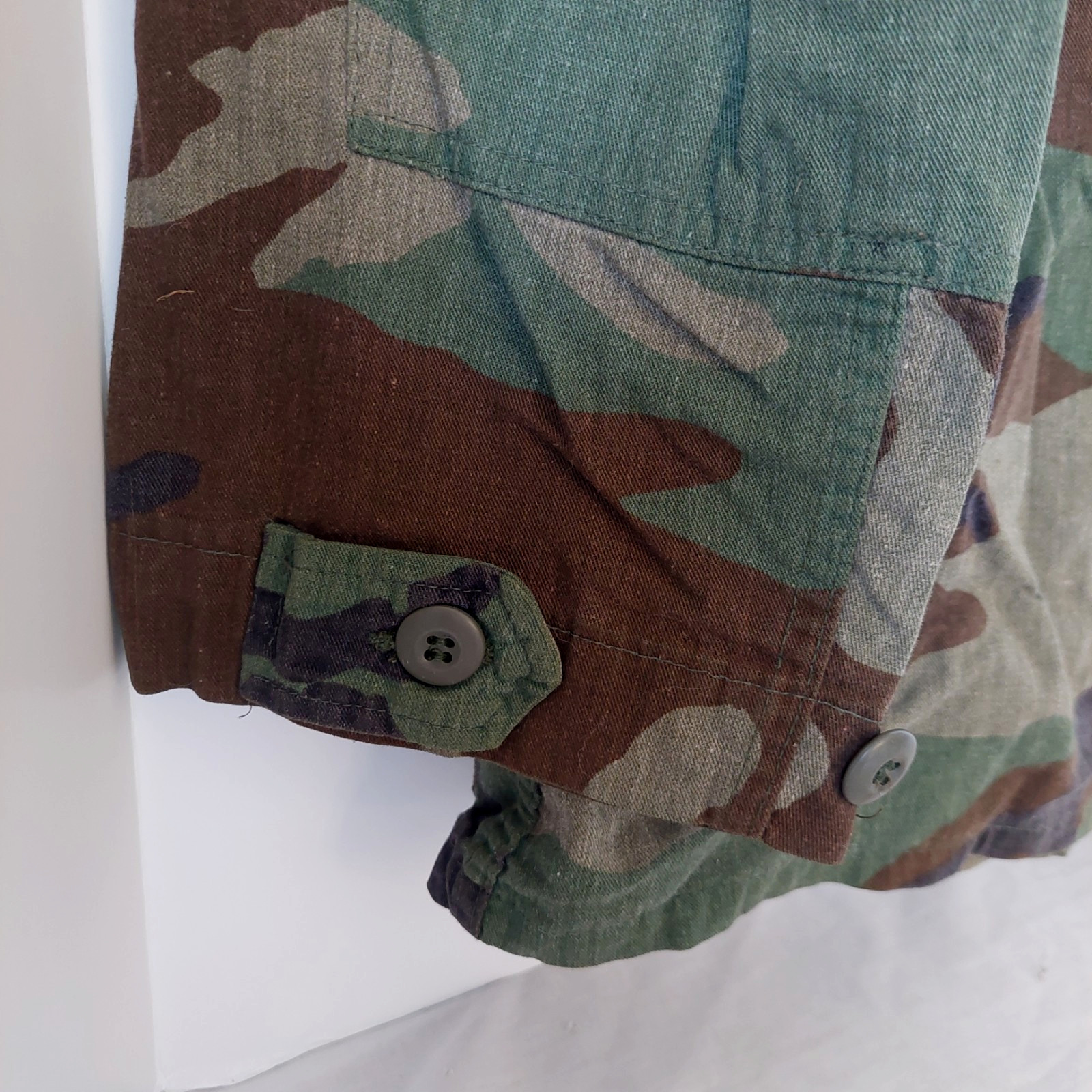Vintage US United States Army Woodland Camouflage Field Jacket Sz Small Regular