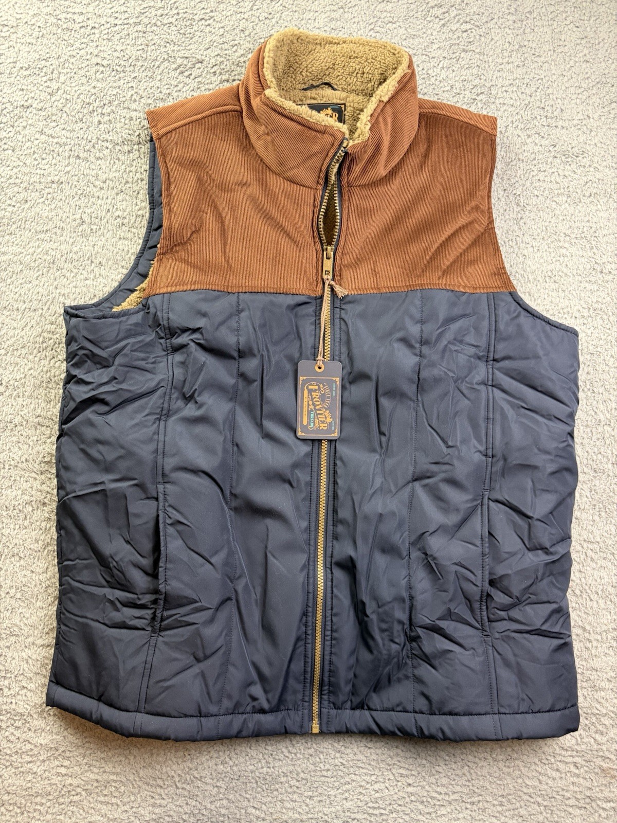 Frontier Threads Vest Mens Large Blue Corduroy Sherpa Lined Quilted Outdoor