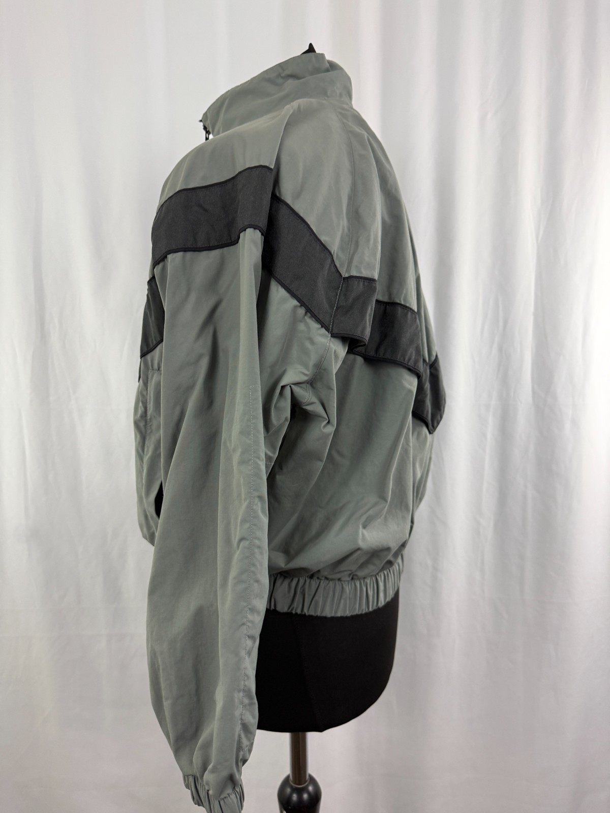 US Army PT Jacket bomber jacket Grey Black X-Small Short 34-36 in