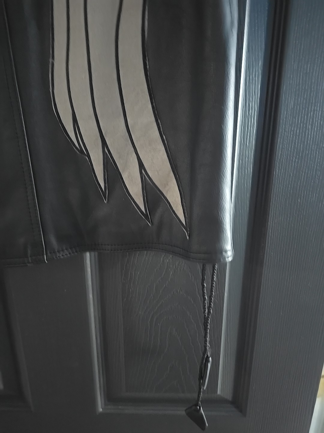 THE WALKING DEAD – DARYL DIXON ANGEL WINGS LEATHER VEST JACKET – Medium
