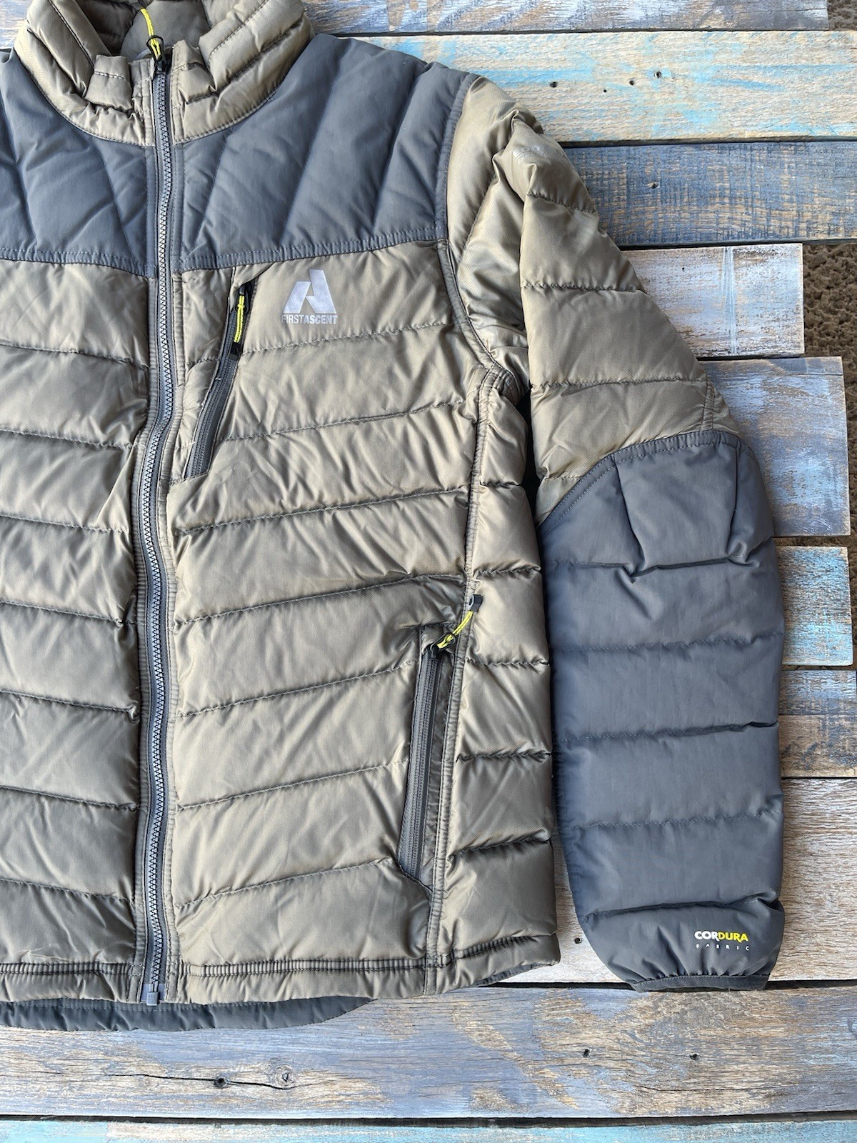 Eddie Bauer First Ascent EB800 Down Puffer Jacket Men’s Olive Gray Cordura M