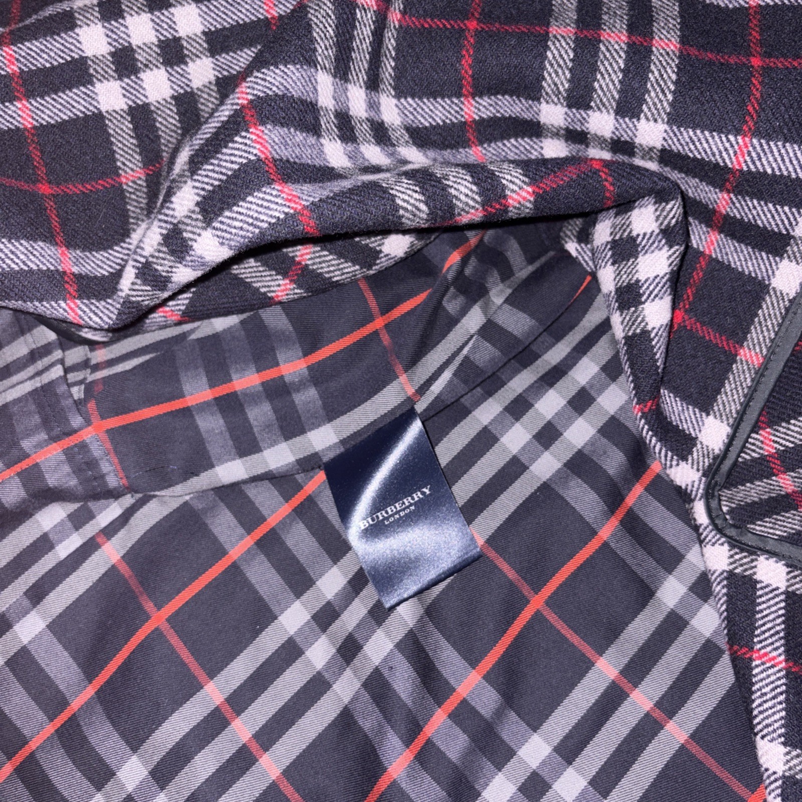 Burberry London Men’s Navy Blue Nova Check Lined Long Trench Coat Size 42R