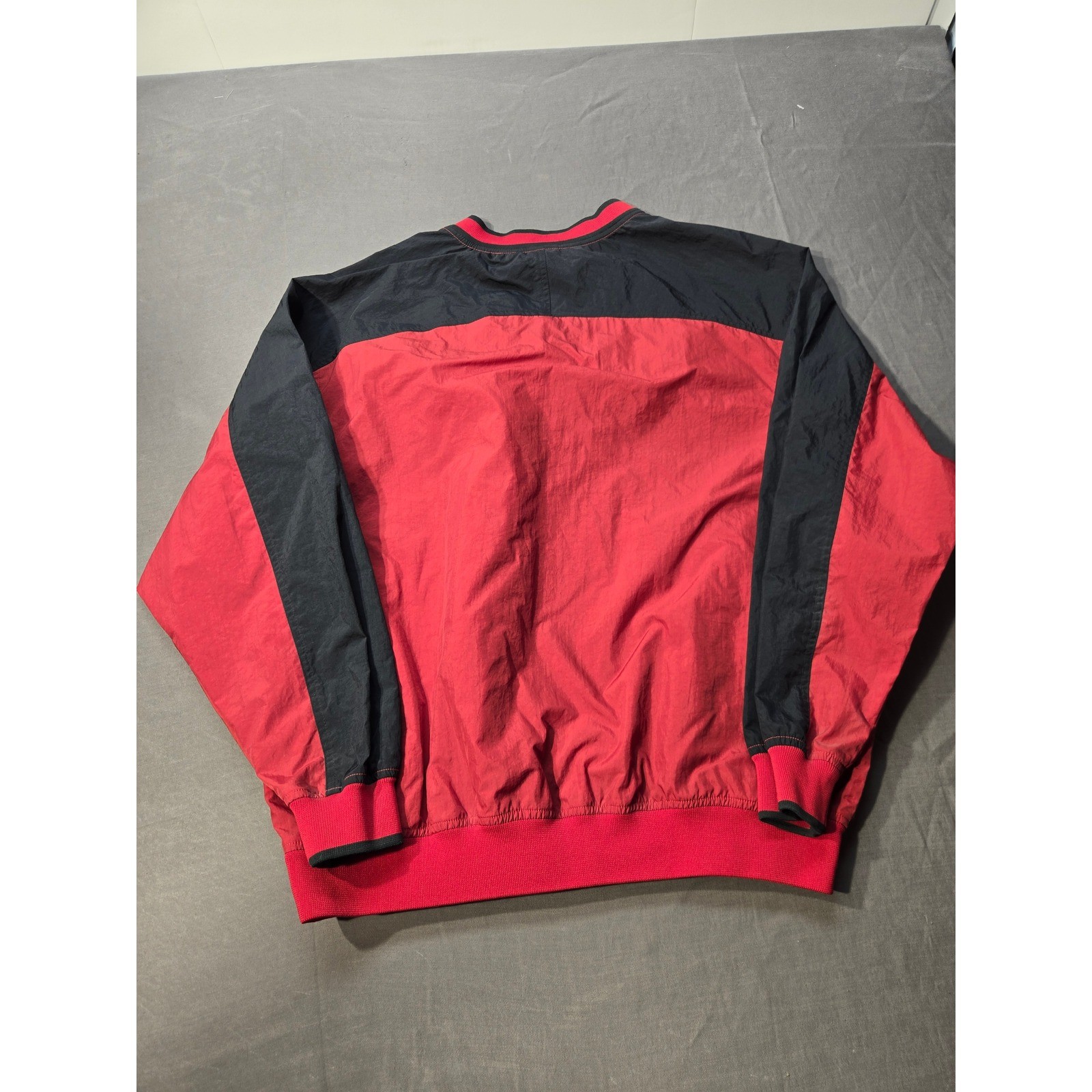 Vintage Nike V-Neck Windbreaker Pullover Red Black Nylon Mens Large Swoosh Logo