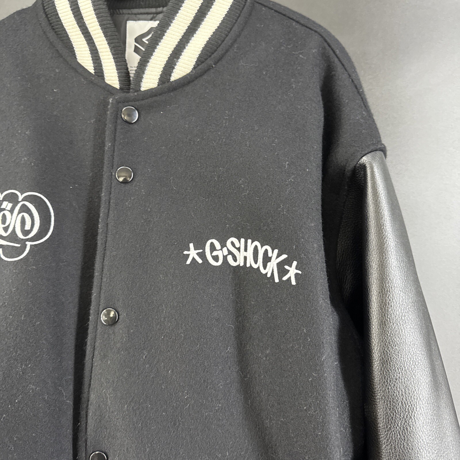 Casio G-SHOCK 40th Anniversary Award Varsity Jacket LE 40pc. Size L US-Seller