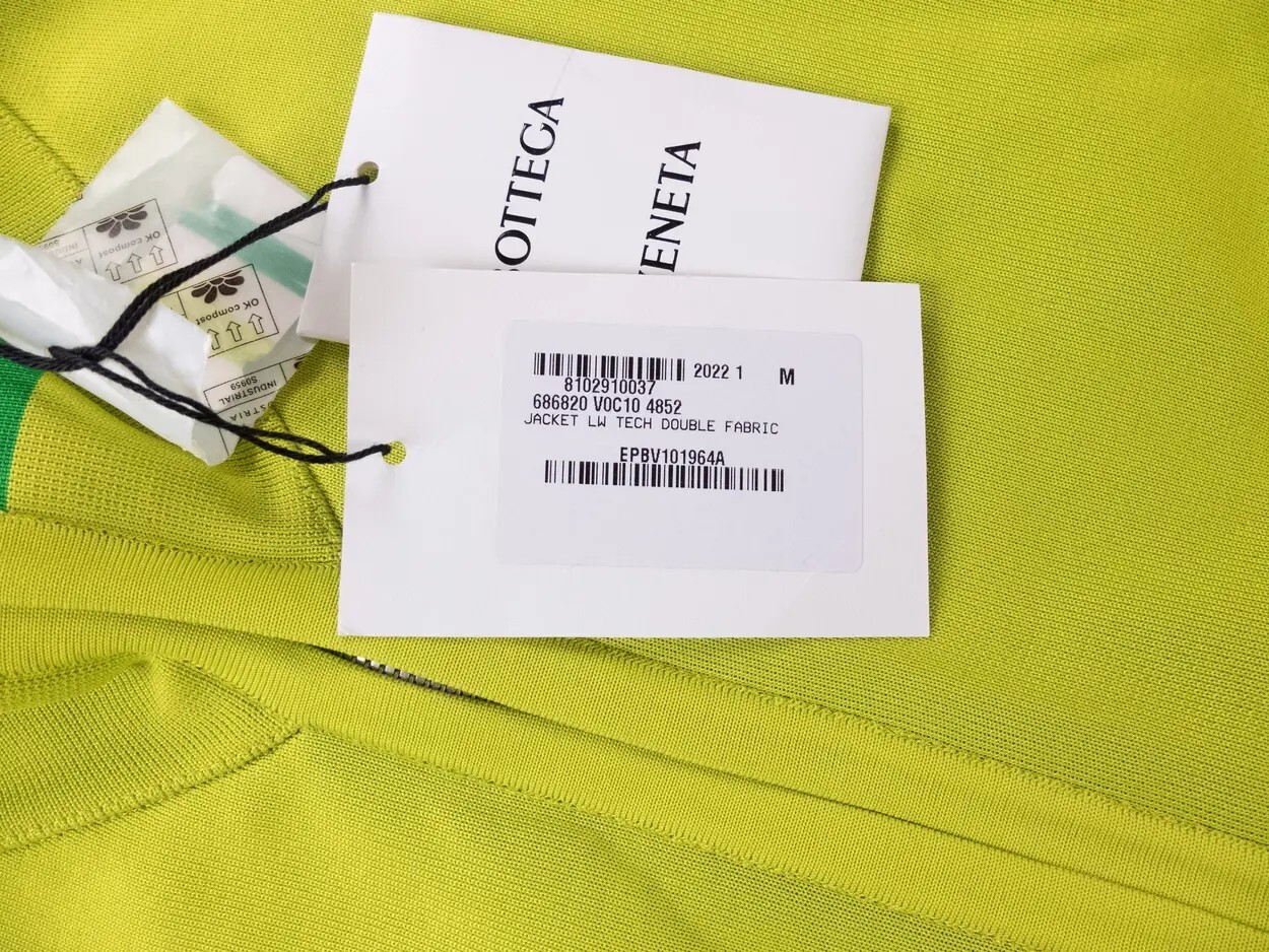 (NO CUSTOMS TAX) BOTTEGA VENETA green double layer tech fabric track jacket M