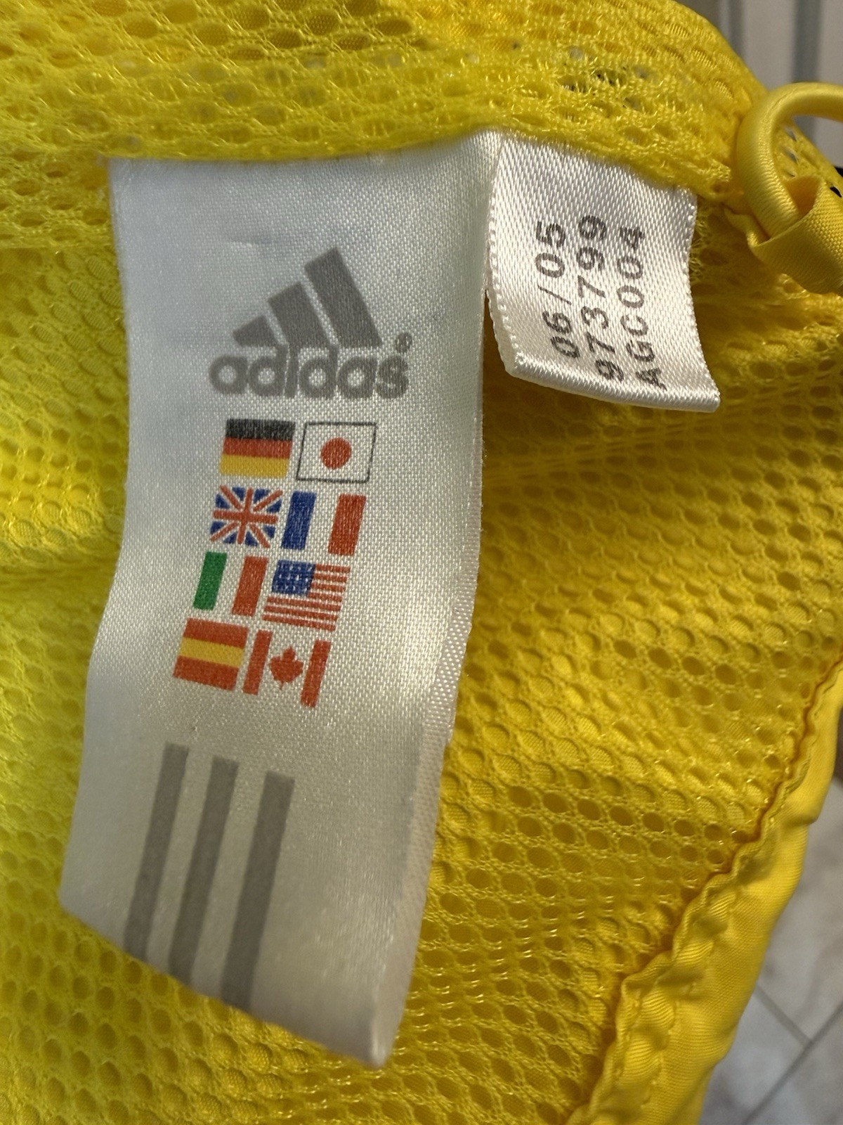 Adidas Windbreaker Jacket Mens Medium Yellow Navy 3 Stripe Hooded Y2K 2005