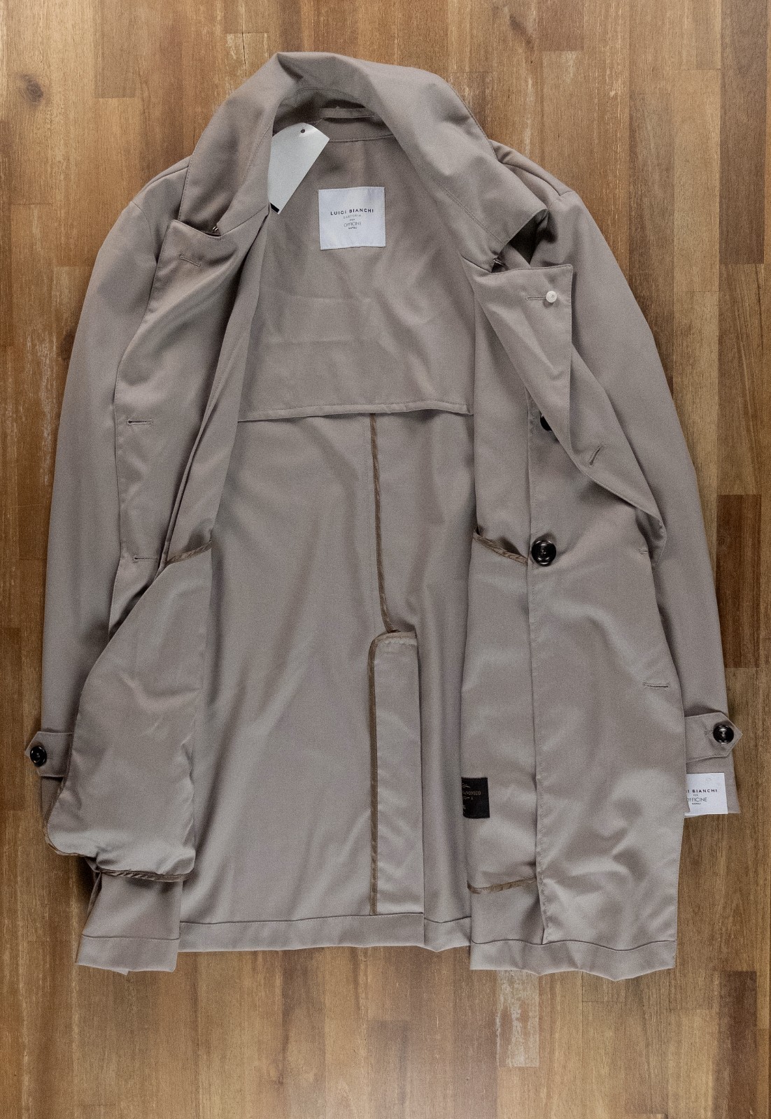 (NO CUSTOMS TAX) LUIGI BIANCHI SARTORIA beige wool trench coat Size 40 / Large