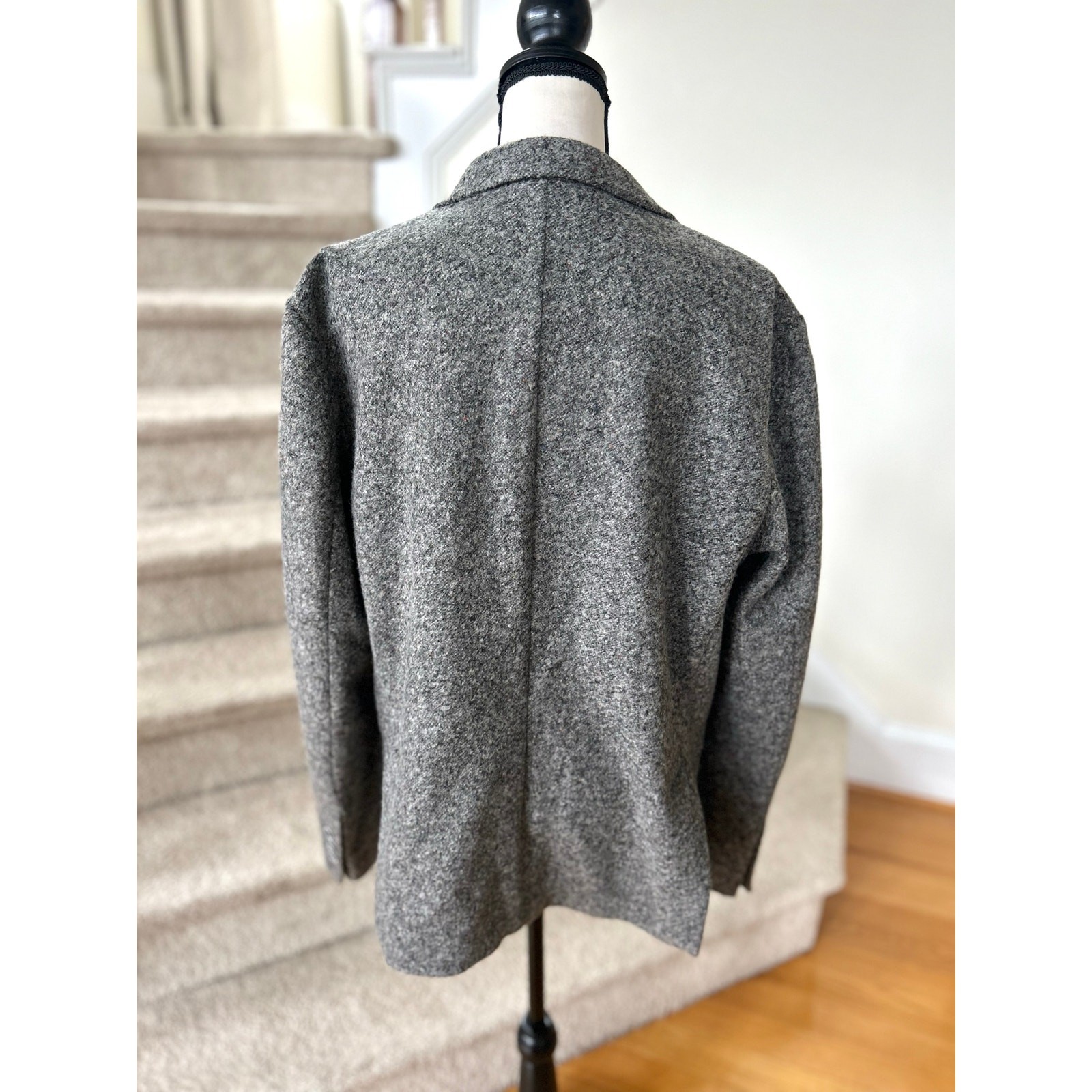 Saks Fifth Avenue Nominee Grey Wool Unlined Double Vent Two Button Blazer