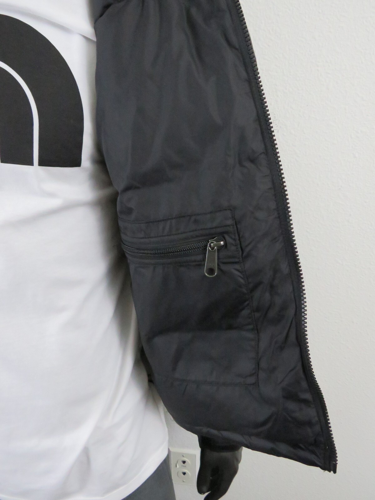 Mens XS The North Face 1996 Retro Nuptse 700-Down Insulated Jacket – Black