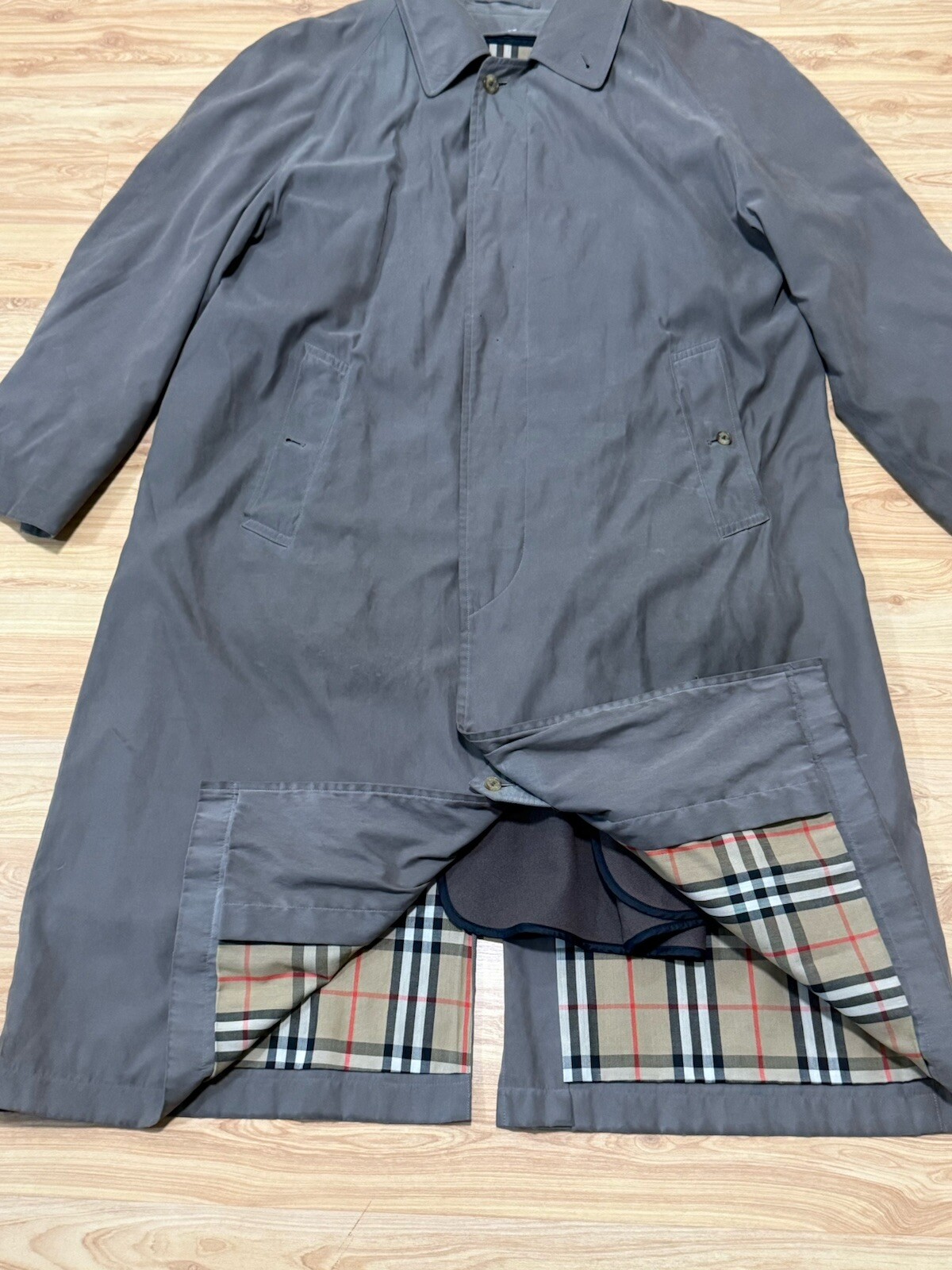 BURBERRYS COTTON POLYESTER TRENCH DUSTER OVER COAT W/ REMOVABLE WOOL LINER 40R