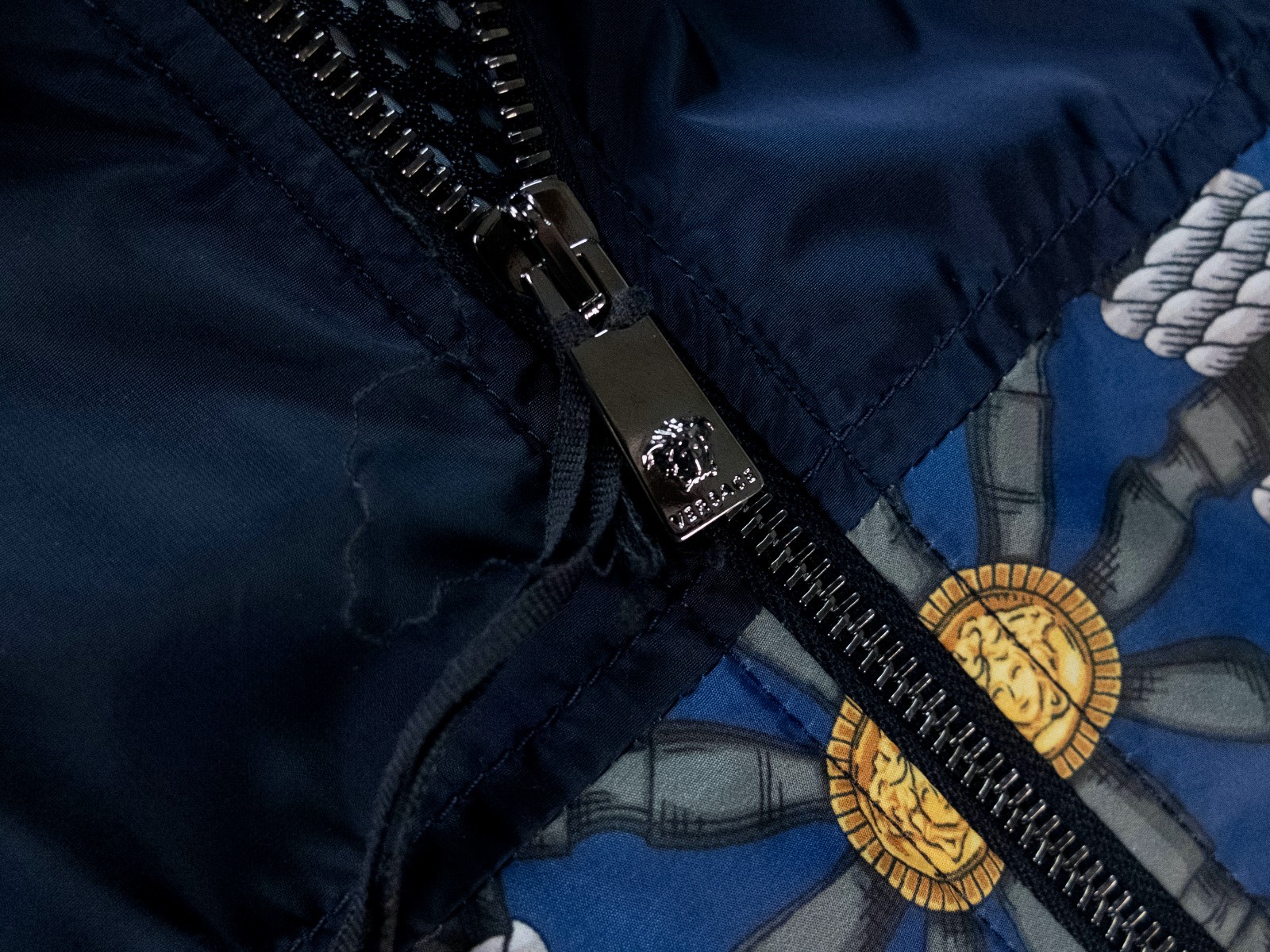 (NO CUSTOMS TAX) VERSACE navy blue Nautical nylon windbreaker Size Medium