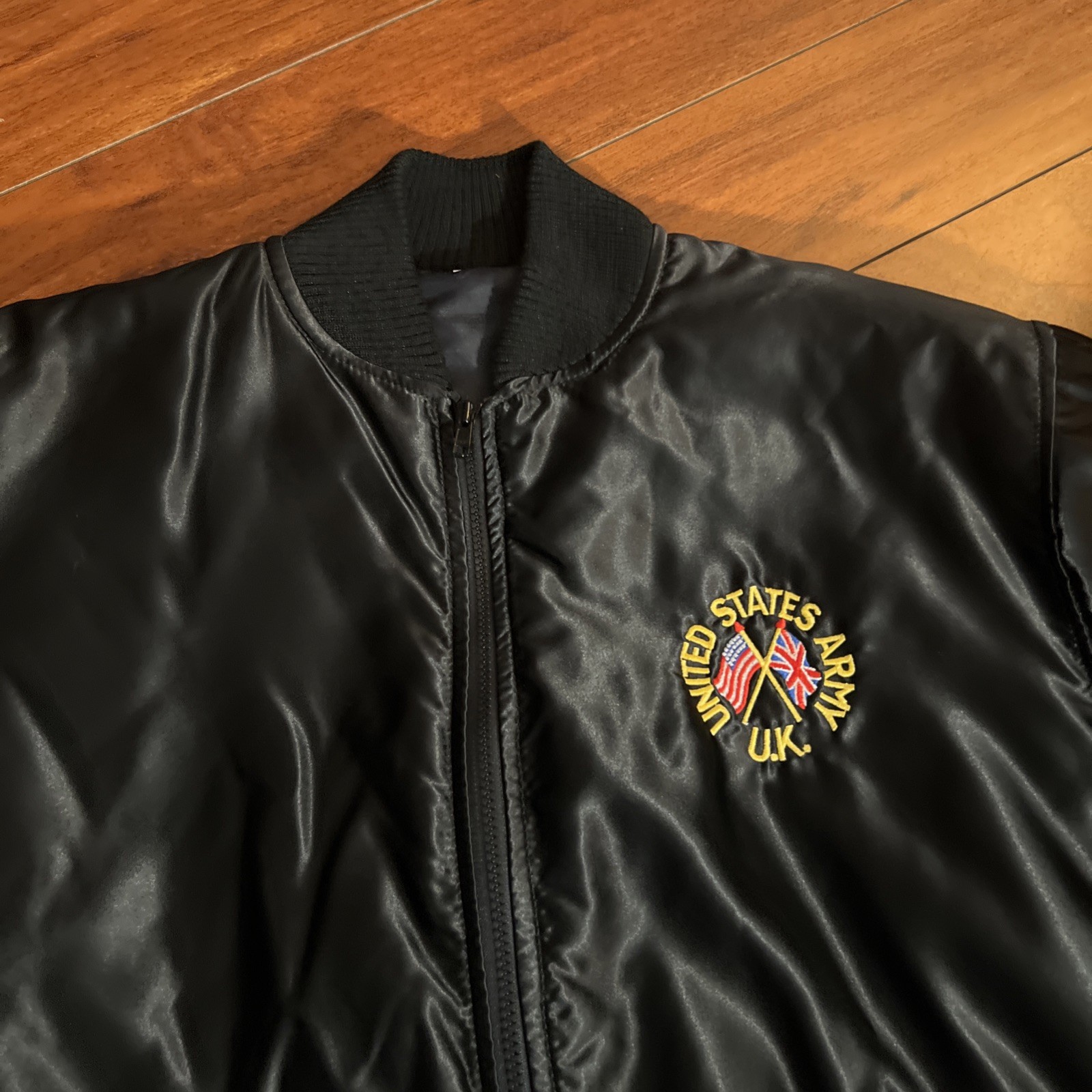 VTG United States Army U.K. Satin Bomber Full Zip Jacket Men’s L Embroidered