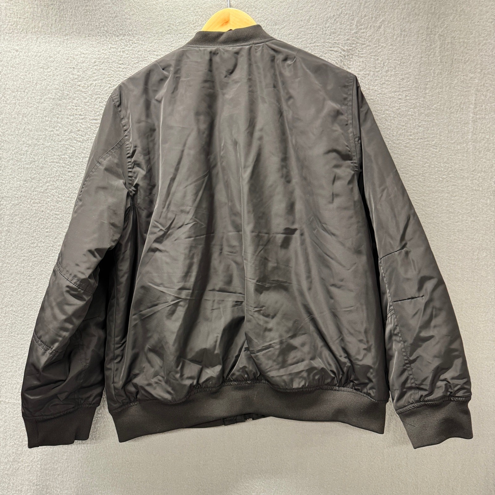 Stoosh Bomber Jacket Mens XL Black Full Zip Quilted Lining Snap Pockets Outdoor