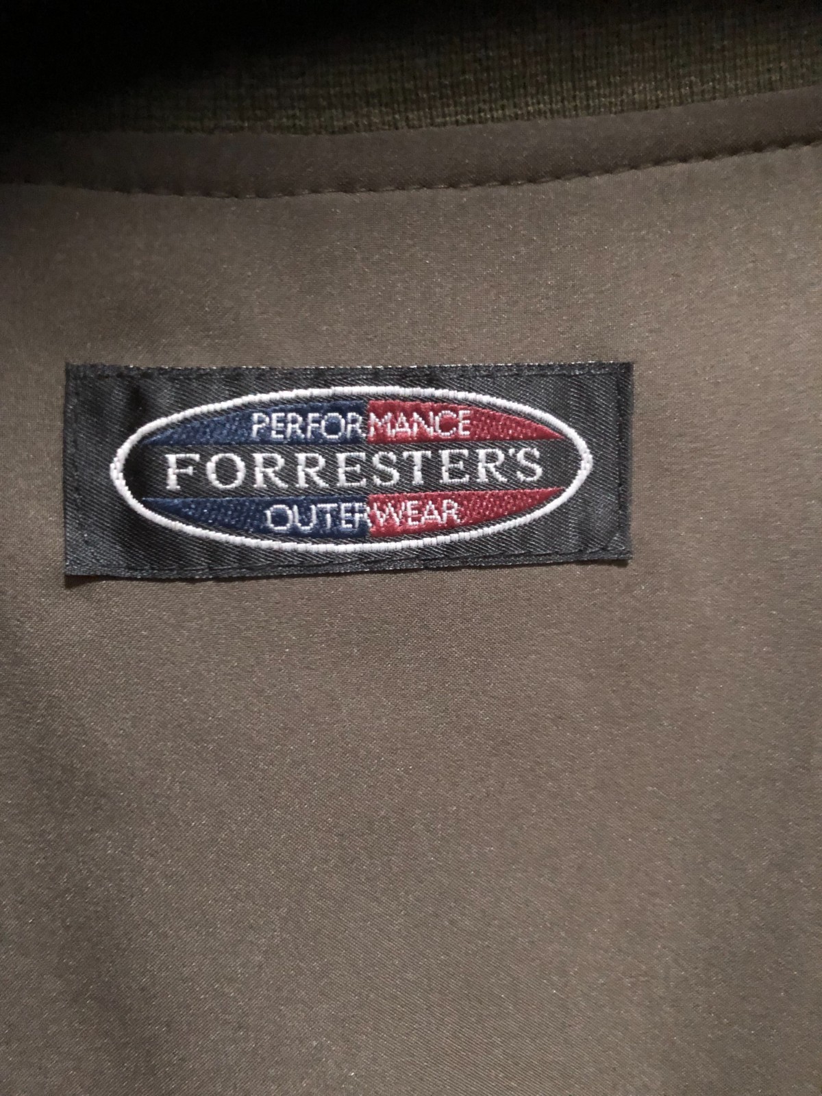 Forrester’s Mens Golf V-Neck Windshirt MEDIUM Golden Olive Teflon Microfiber NWT