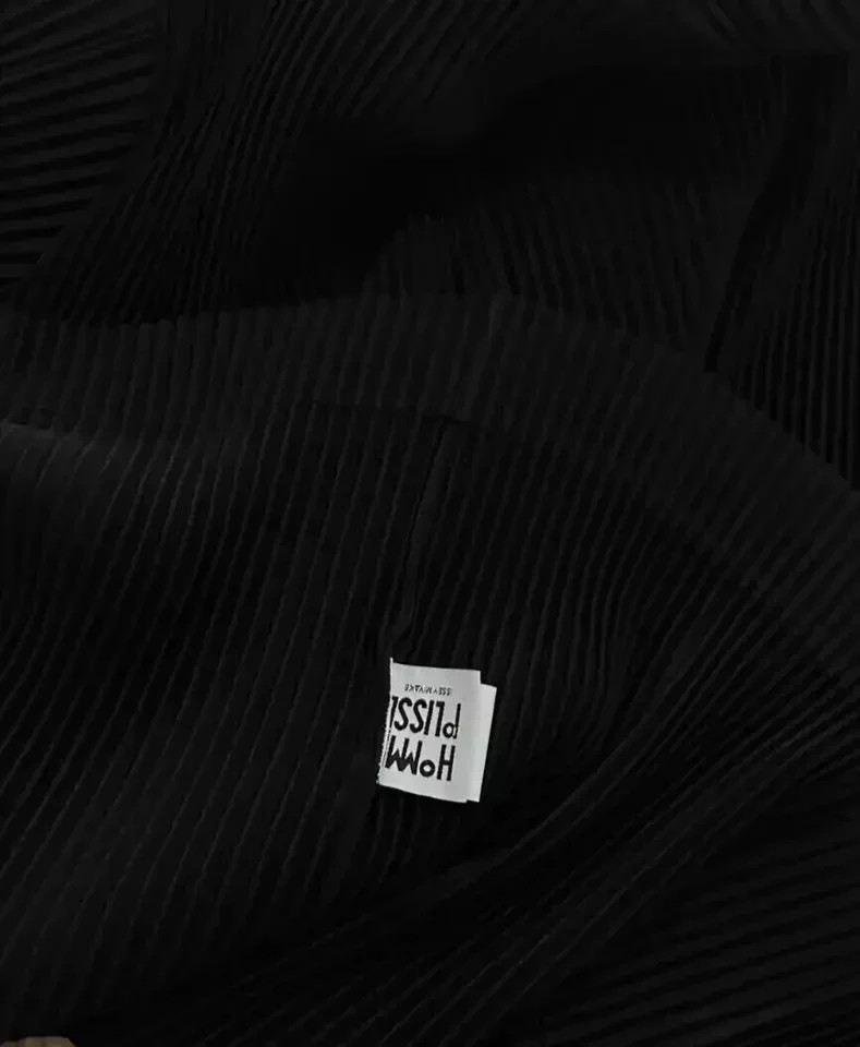 HOMME PLISSE ISSEY MIYAKE Black Pleats Jacket Size1.2.3.4